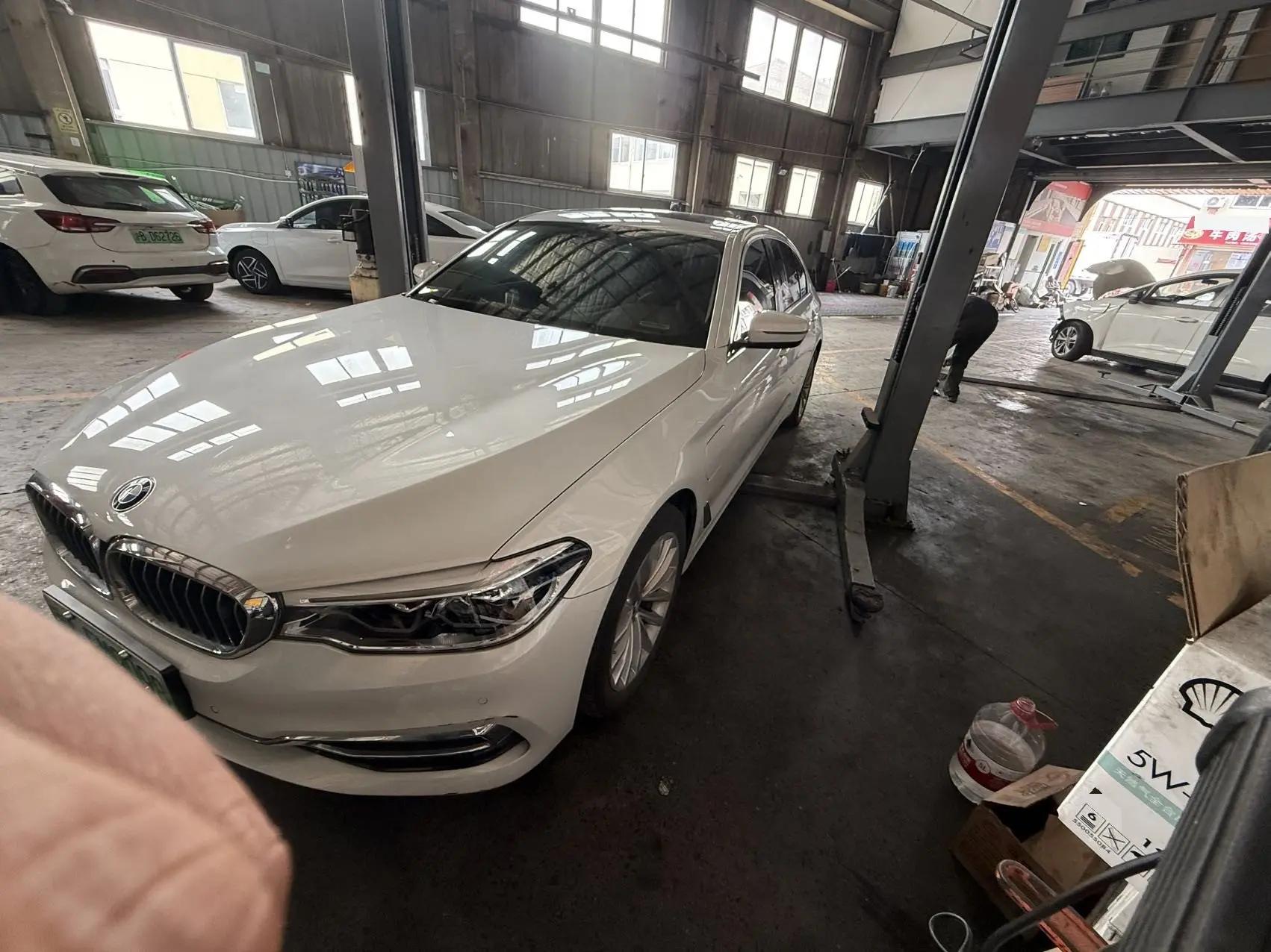 Открыть галерею: BMW 5 New Energy 2020 Mileage Upgrade 530Le Pioneer Edition