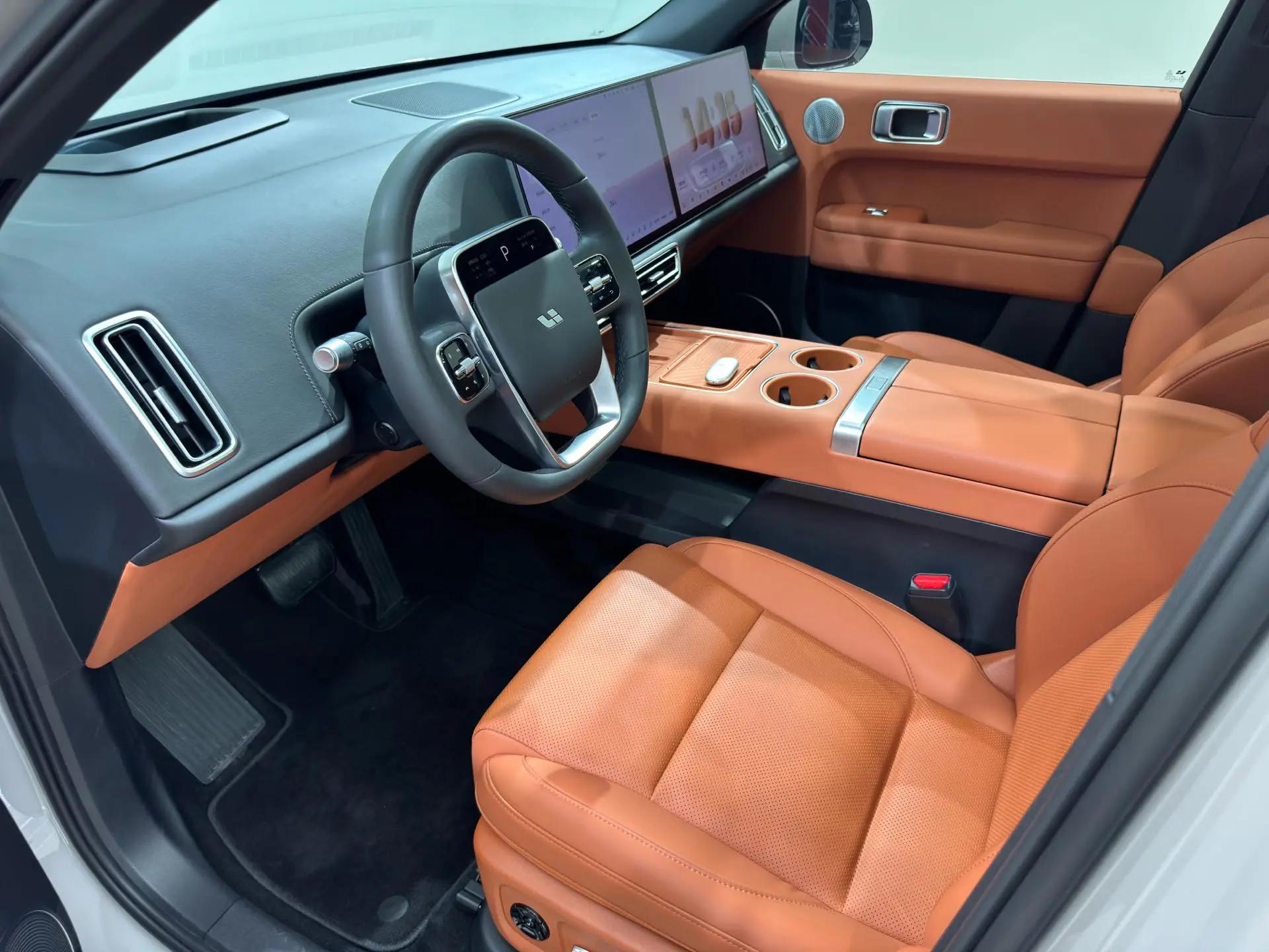 Li 2025 L6 Pro Intelligent Refreshed Version Automatic Transmission 2