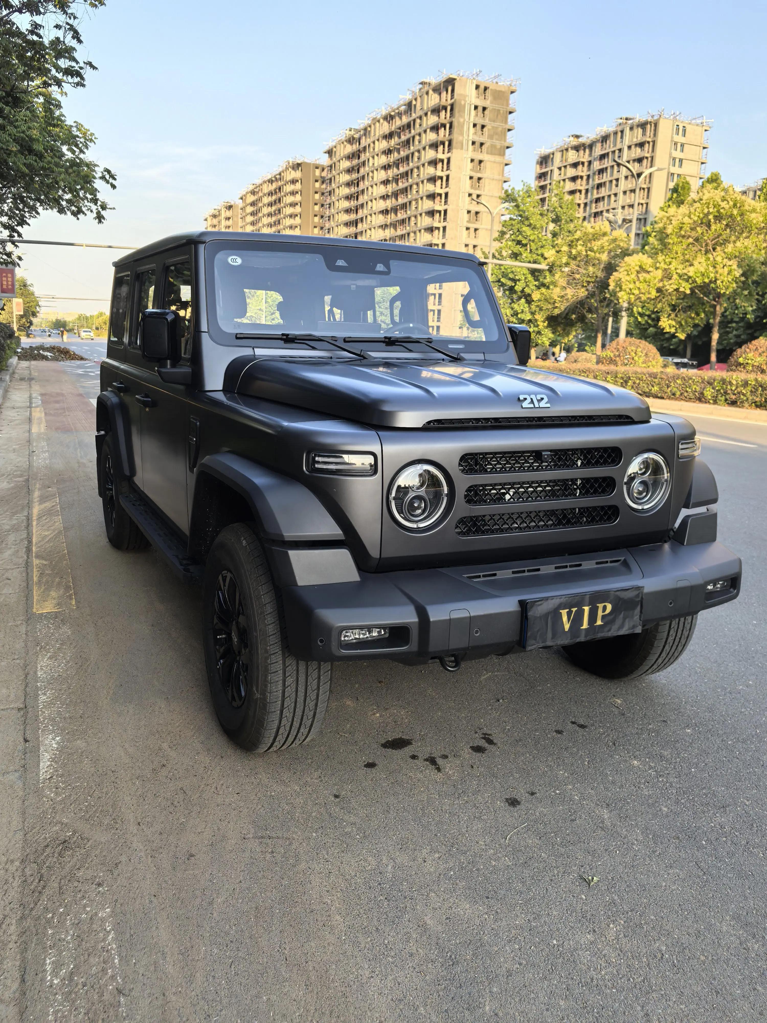 212 2024 T01 2.0T Explorer Automatic 3