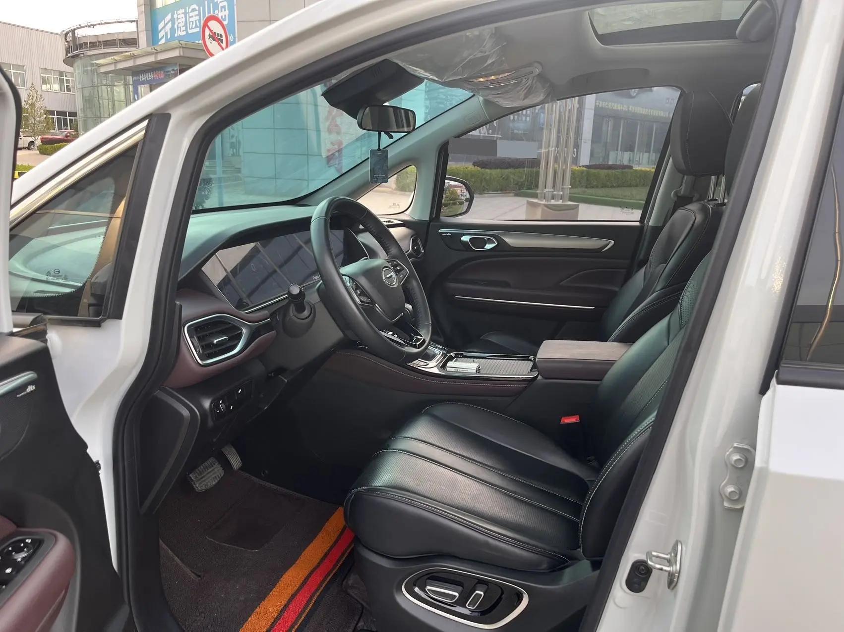 GAC Trumpchi 2023 M6 PRO 1.5T 270T Luxury Edition, Automatic Transmission 4