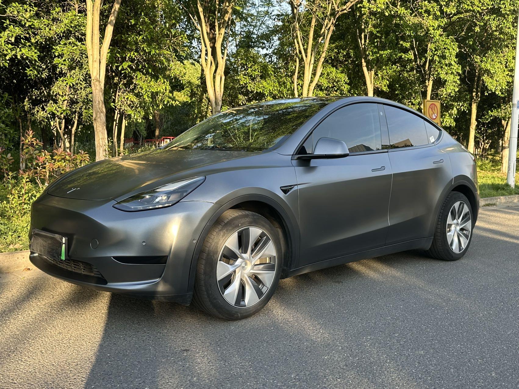 Model Y 2022 rear-wheel drive version