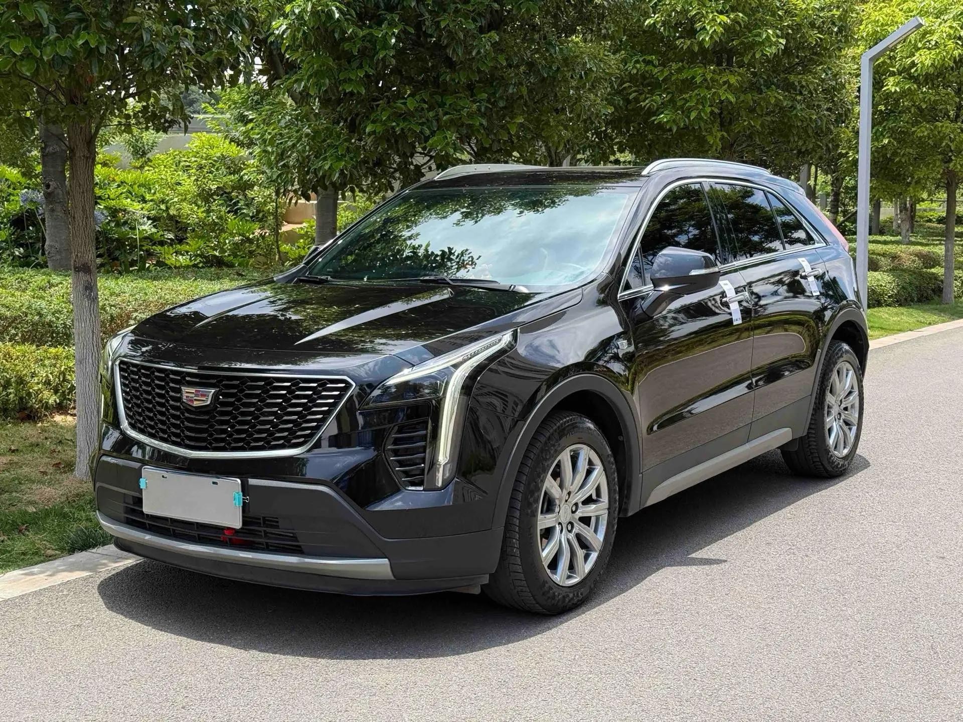 Cadillac XT4 2021 28T Two-Drive Leading Model