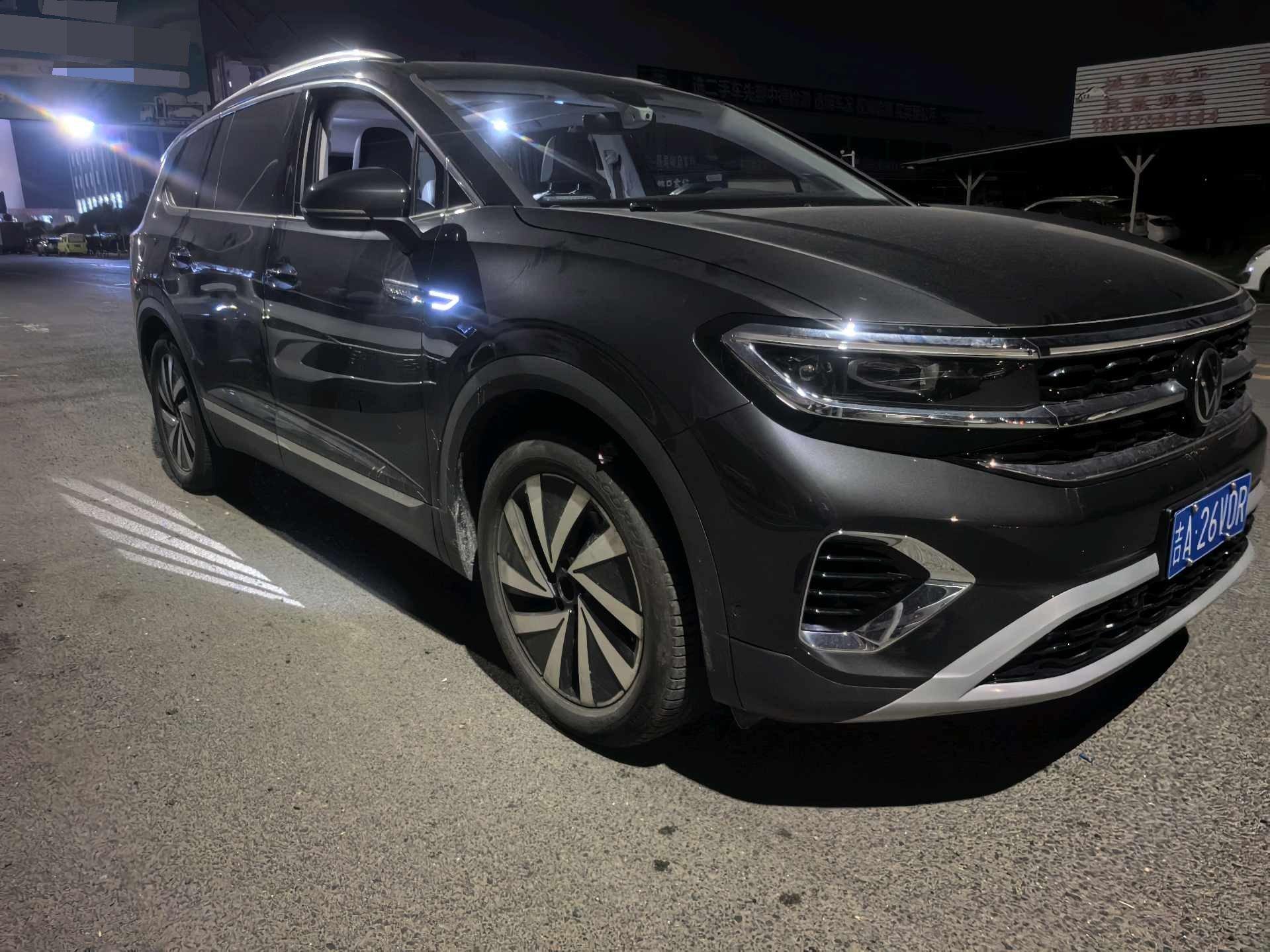 The 2022 380TSI four-wheel drive luxury version Pro 7 seats 3