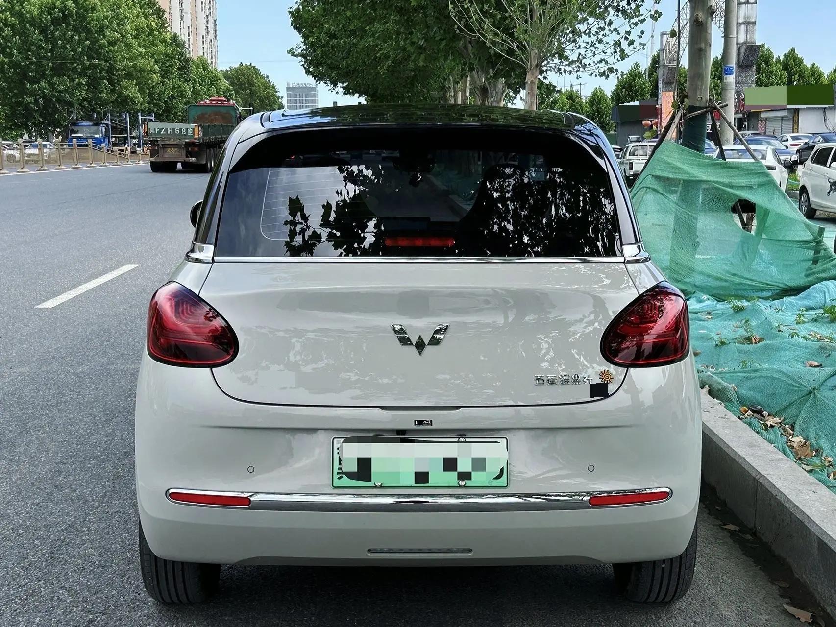 WuLing 2025 Plantronics 333km LingBox Connected Automatic Gear 5
