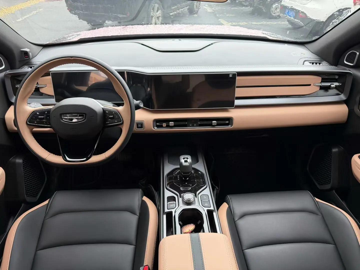Geely ICON 2023 1.5TD Chocolate Alcohol Edition 6