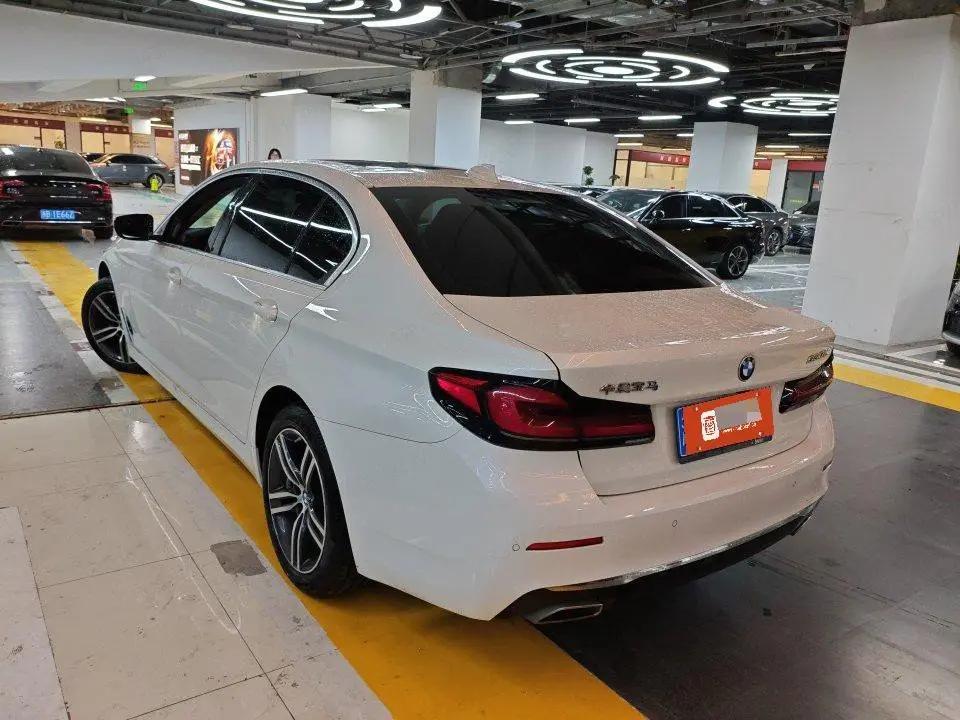 BMW 5 Series 2022 Modified 530Li Leading Luxury Suit 2