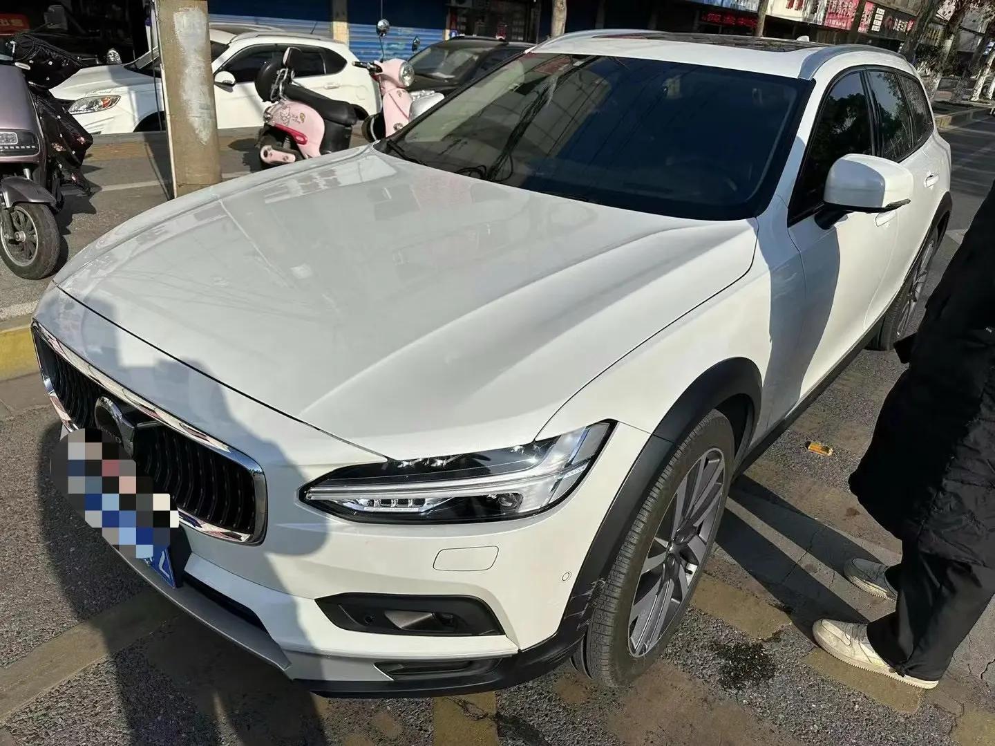 Volvo XC60 2021 T5 4-wheel-drive Zhiyi Deluxe Edition