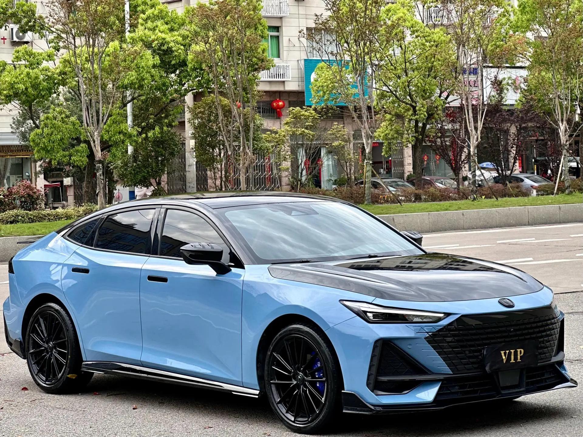 ChangAn 2023 UNI-V 1.5T Sport Edition Automatic 3