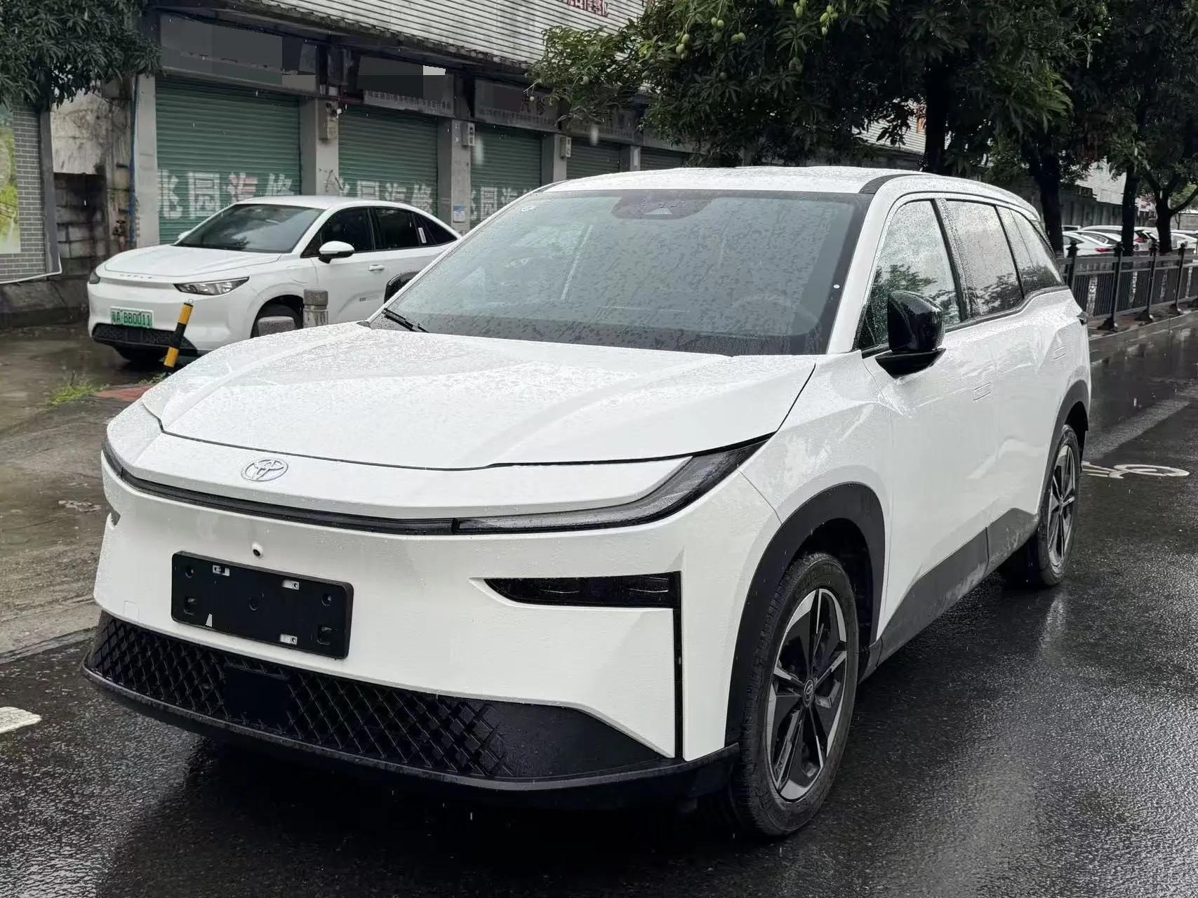Toyota 2026 Platinum Intelligence 3X 520 Pro Automatic Gear
