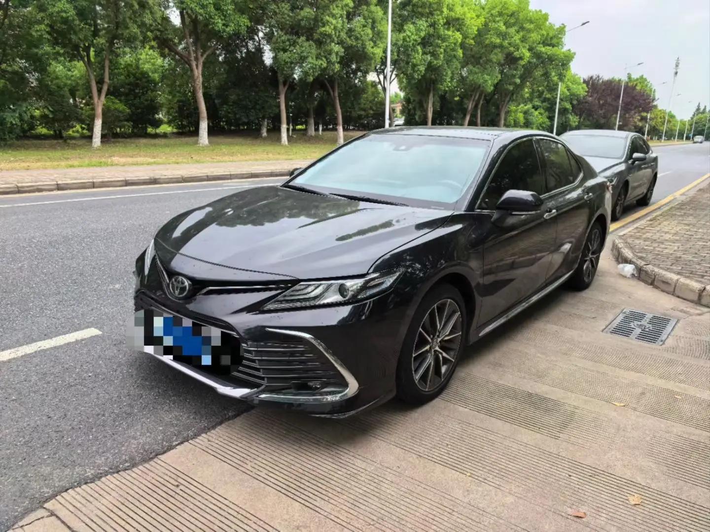 Toyota 2023 Camry 2.5G Deluxe Edition Automatic Gear