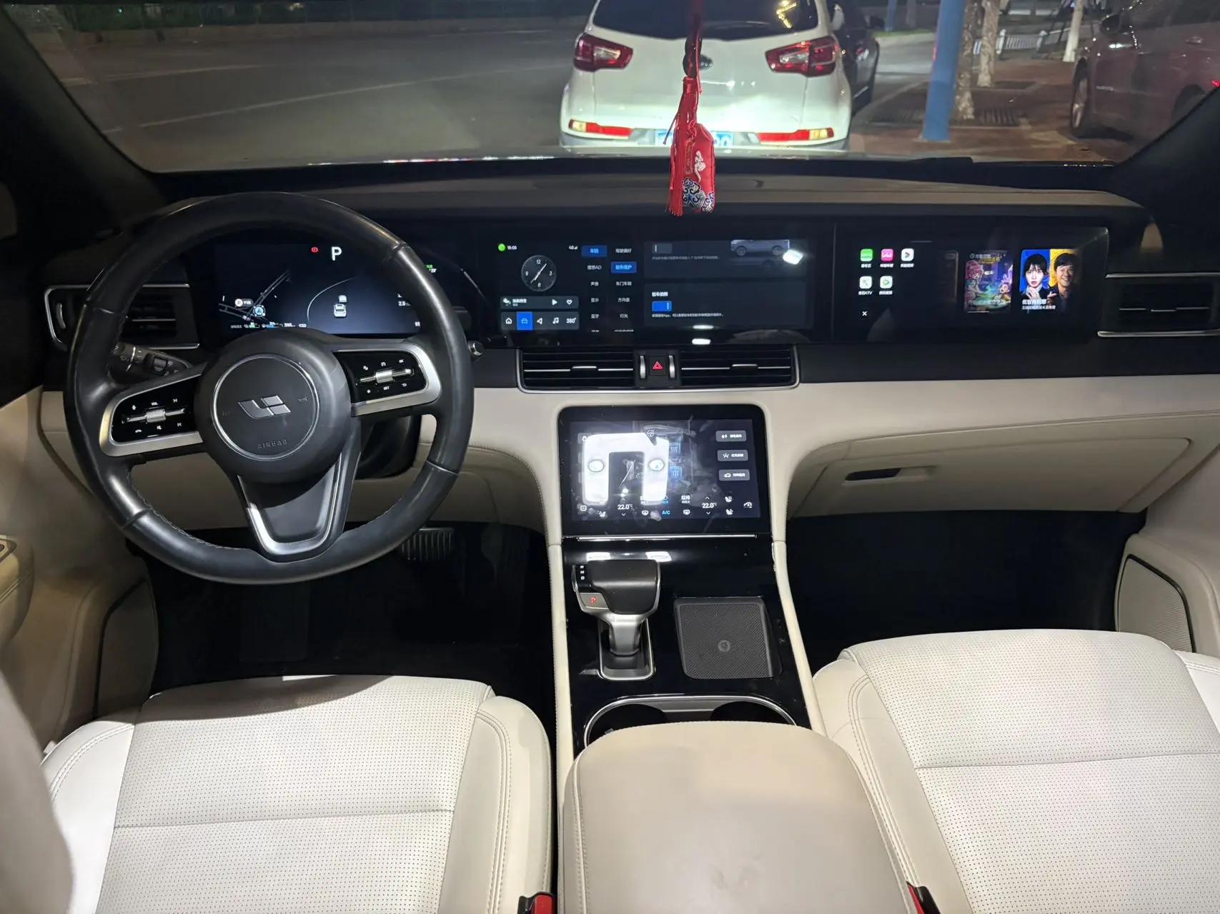 Li ONE 2021 extended 6-seat version 6