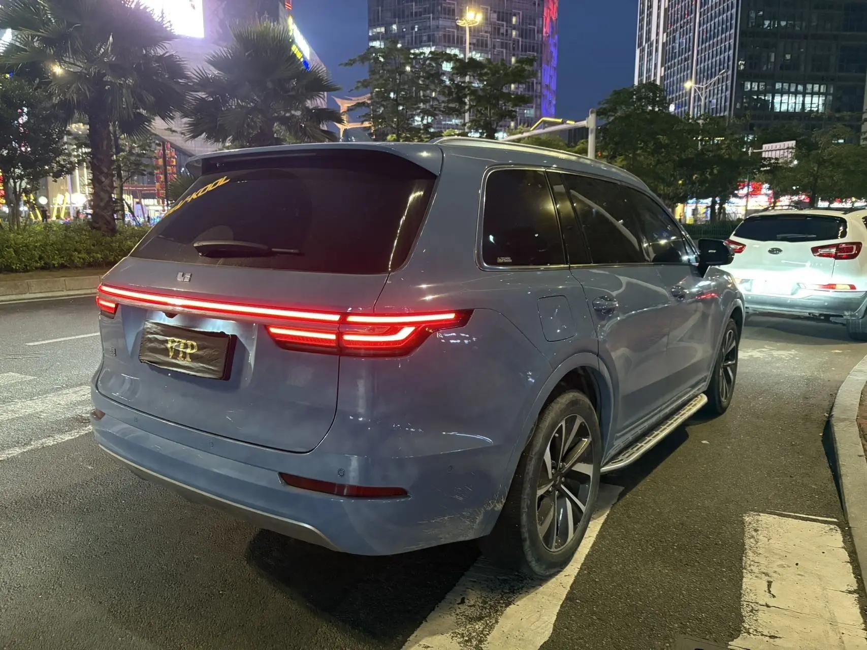 Li ONE 2021 extended 6-seat version 8