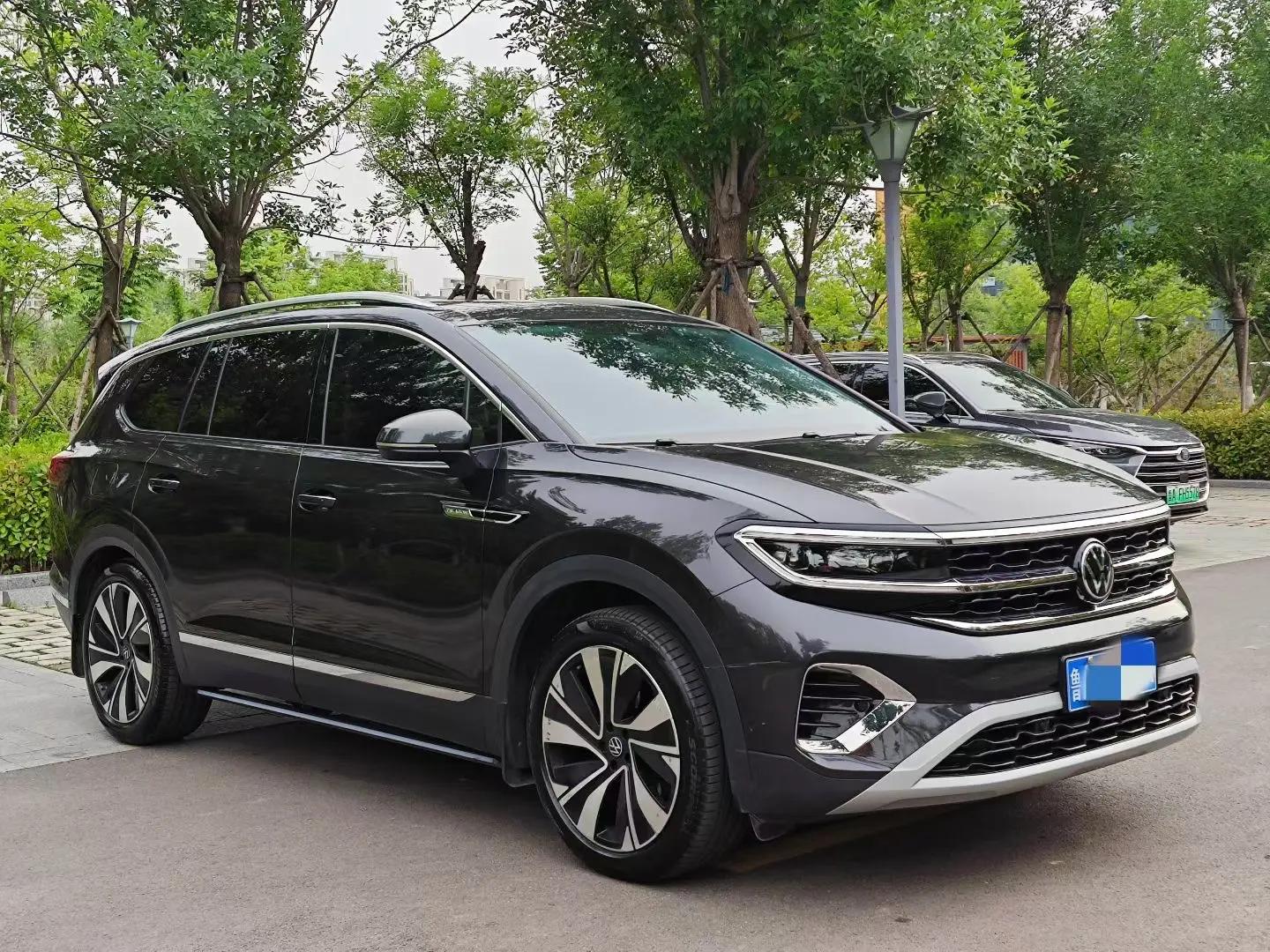 Volkswagen 2023 model range 2.0TSI 380TSI four-wheel drive flagship victory version automatic gear 3
