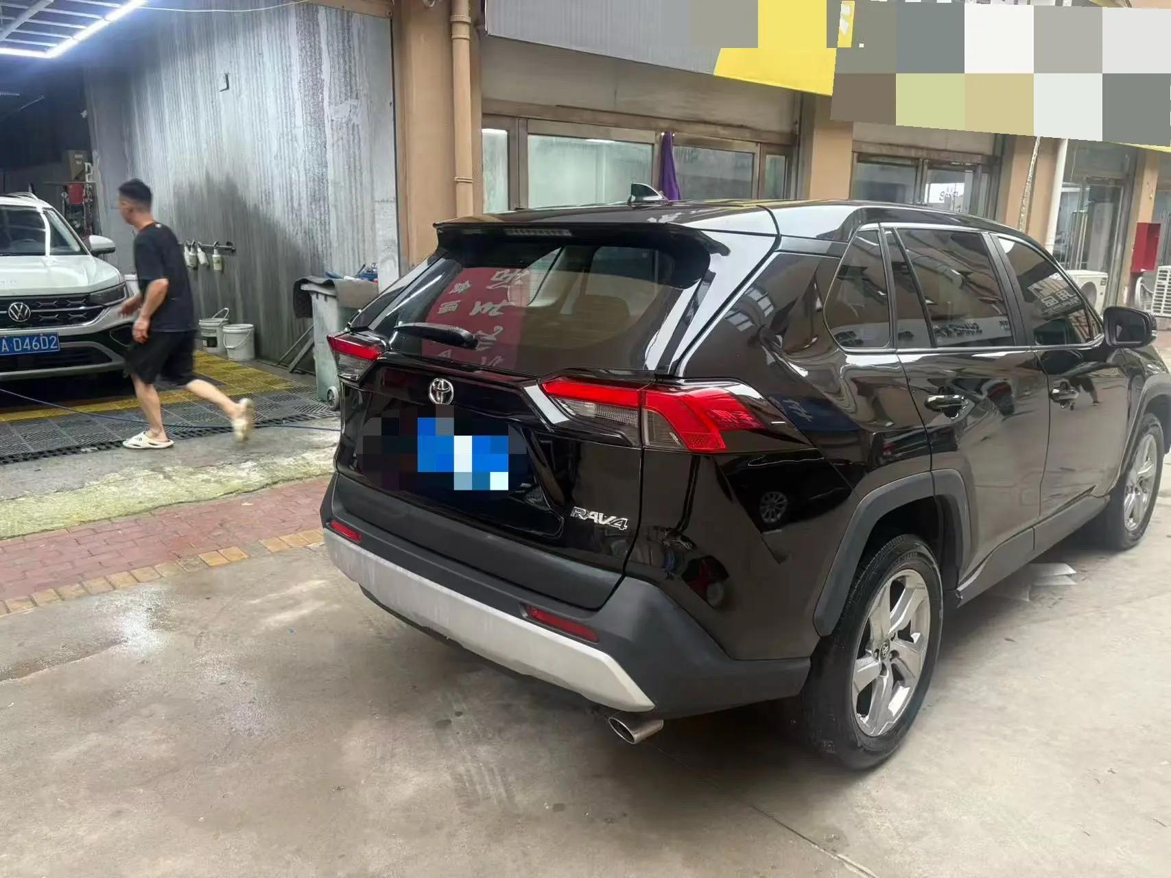 RAV4 Rongfeng 2020 2.0L CVT Two-Drive Fashion Edition 3