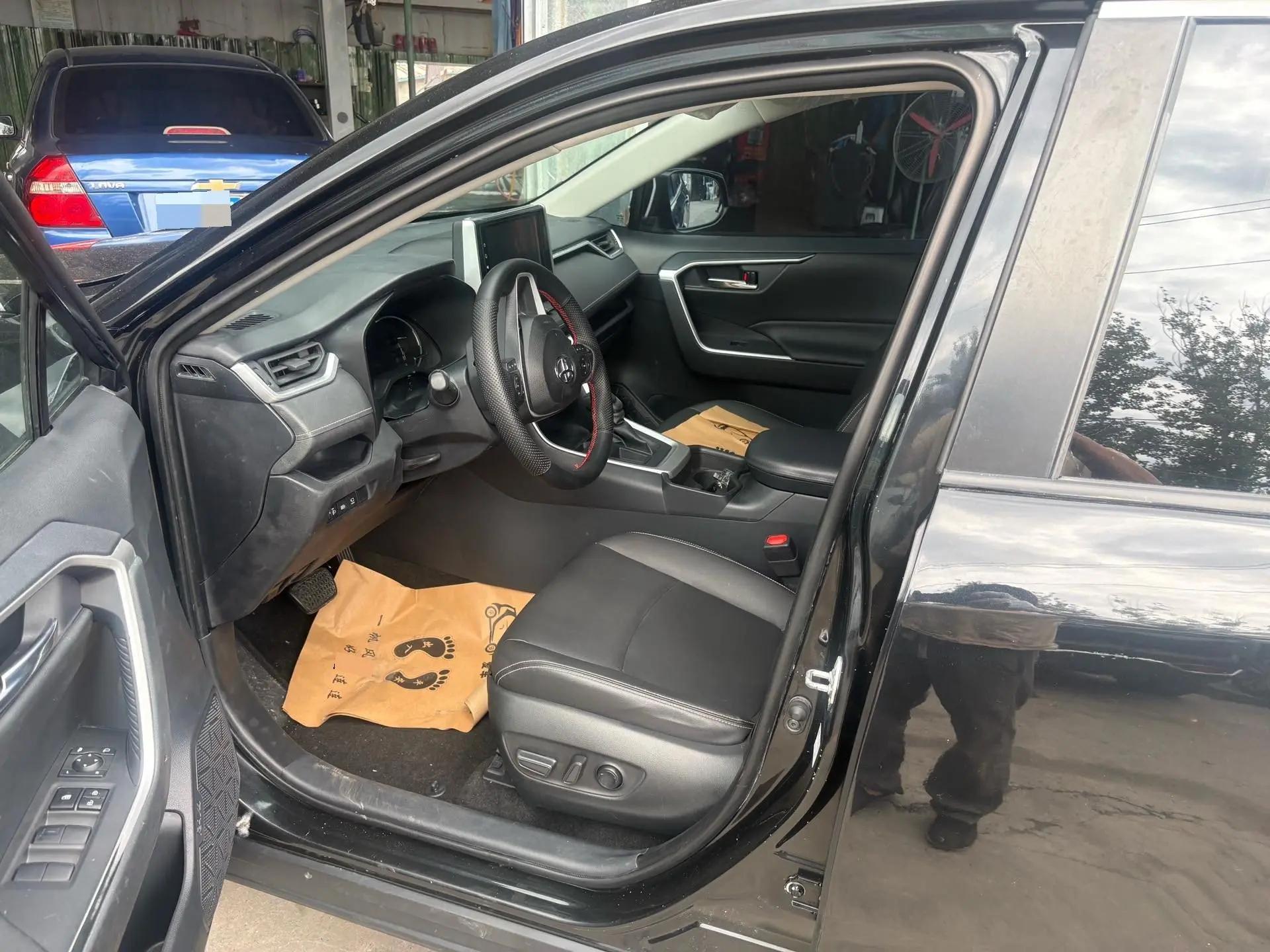 RAV4 Rongfeng 2020 2.0L CVT Two-Drive Fashion Edition 5