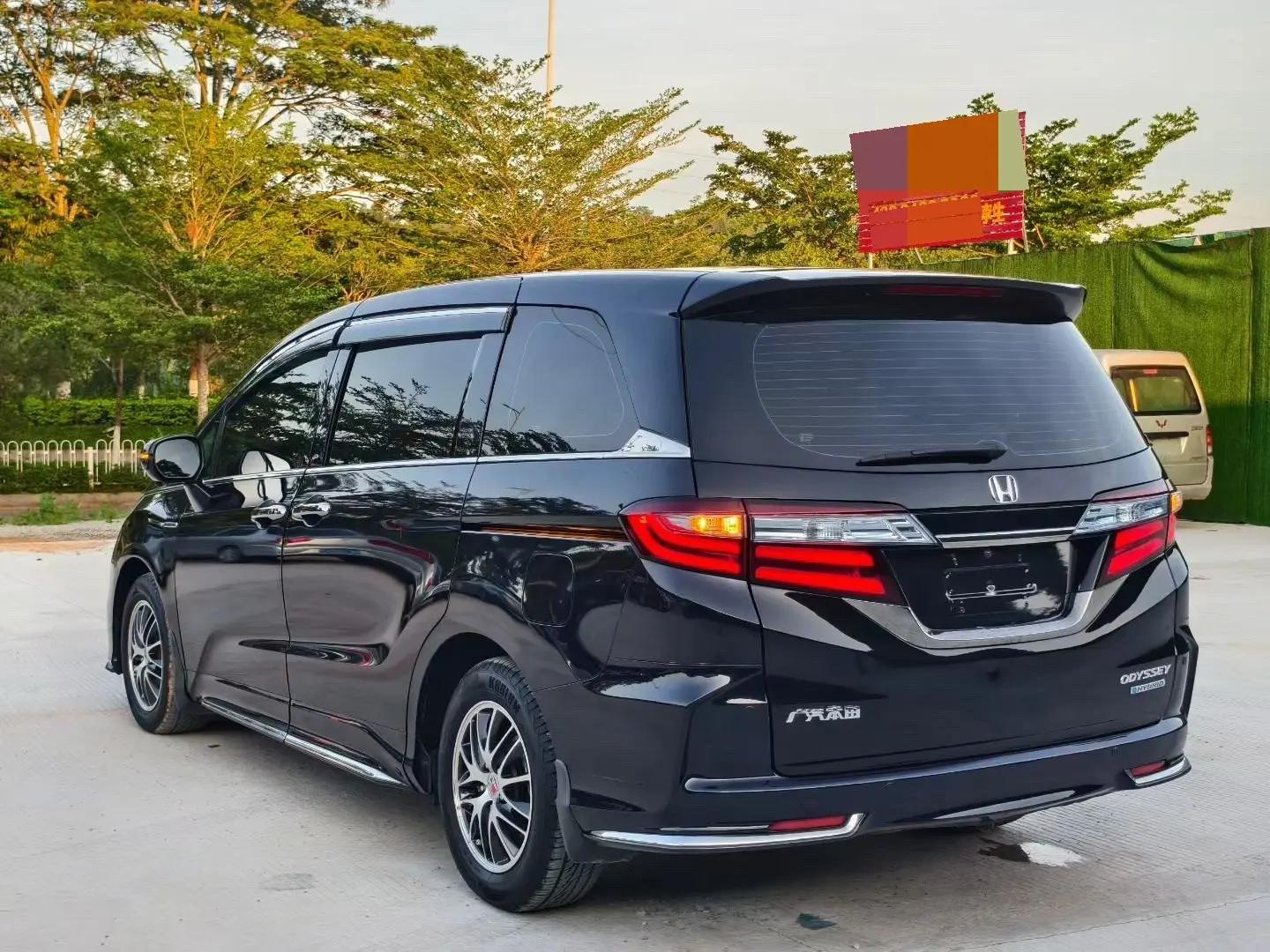 Odyssey 2019 2.0L Sharp and Comfortable Edition 8