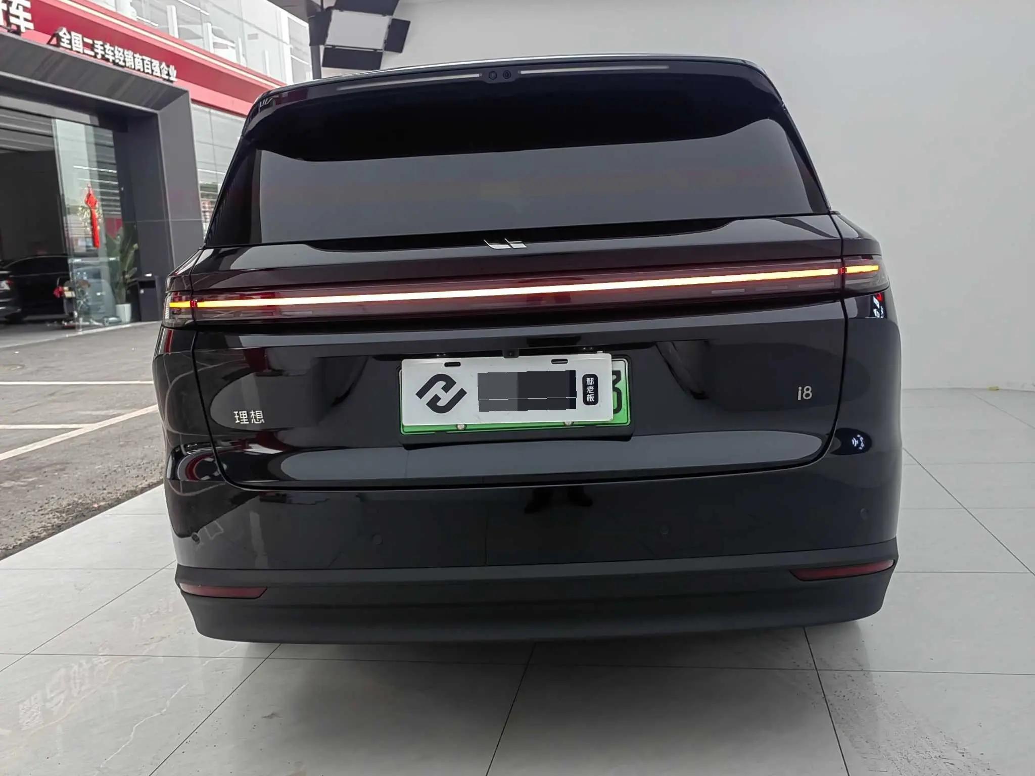 Li 2025 i8 Standard Edition Automatic 9