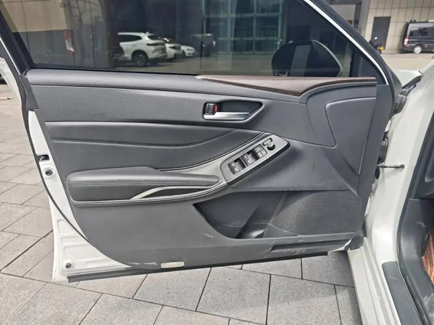 Toyota 2023 Asian Dragon 2.0 Stepless Enterprising Automatic Gear 6