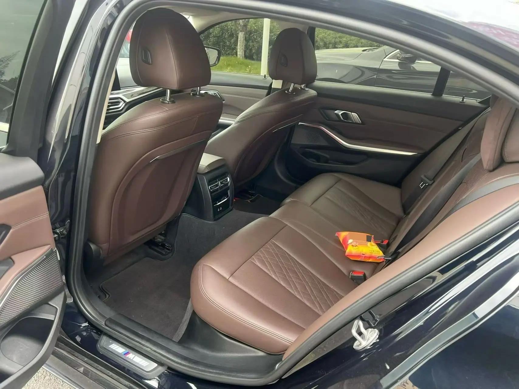 BMW 3 Series 2023 325Li M Sports Suit 4