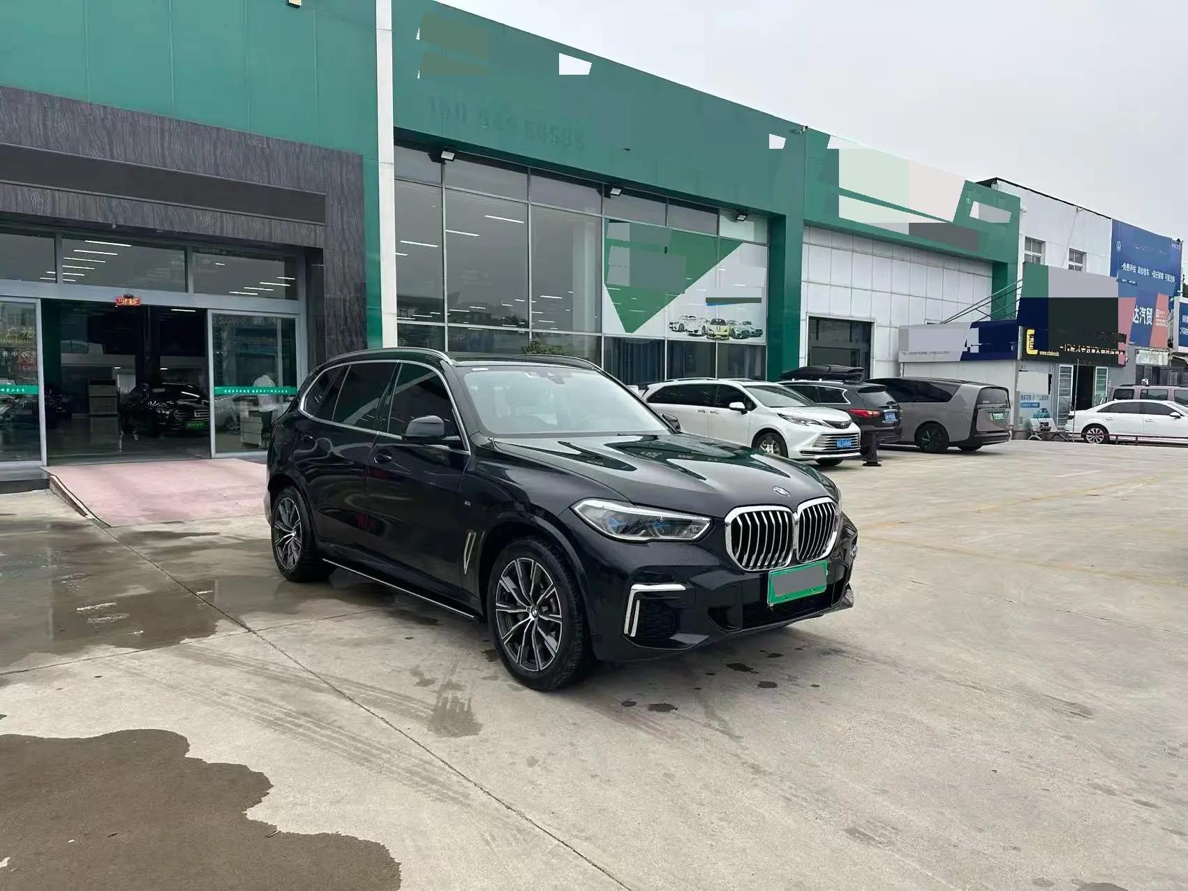BMW X5 2022 xDrive 30Li exclusive m sports suit 2