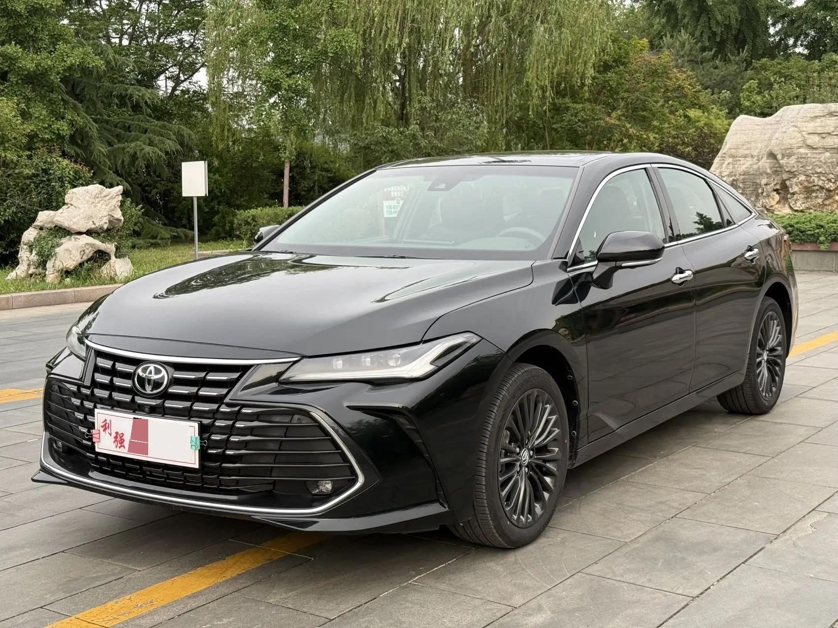 Toyota 2023 Asian Dragon 2.0 Stepless XLE Premium Edition Automatic Gear