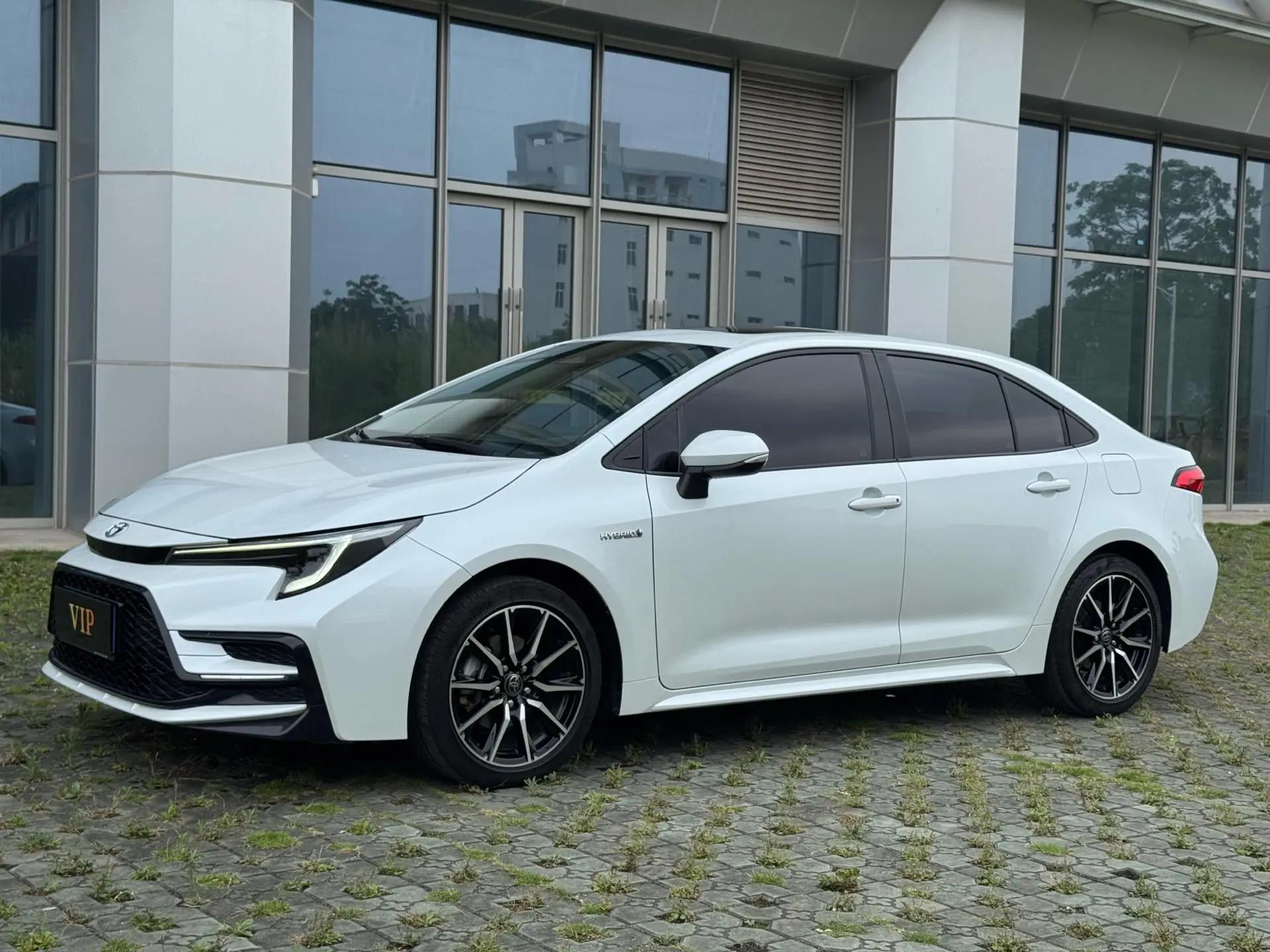 Toyota 2023 Lei Ling Shuangqing 1.8 Stepless Intelligent Electric Hybrid Sports Edition Automatic Gear