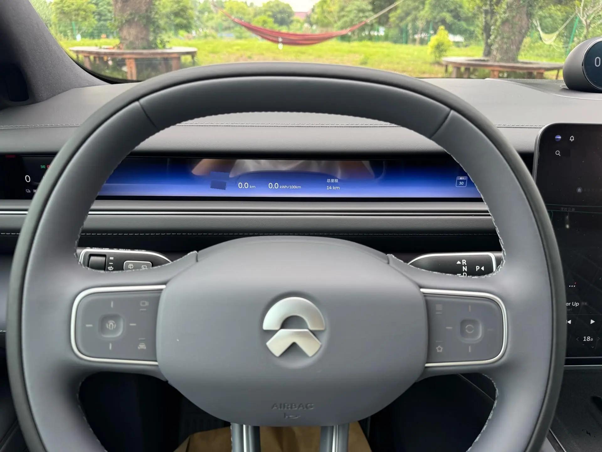 NIO 2026 ES8 6-Seater Executive Luxury Edition Automatic 8
