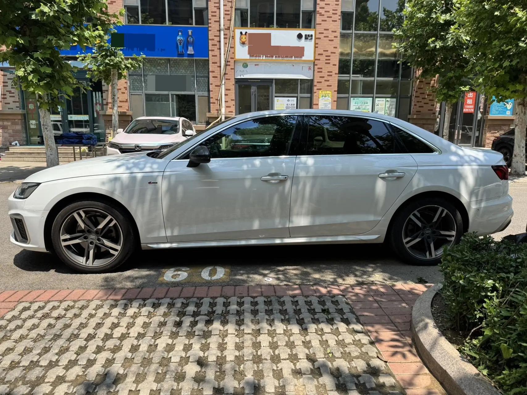 Audi A4L 2020 40 TFSI Fashion Dynamic 4