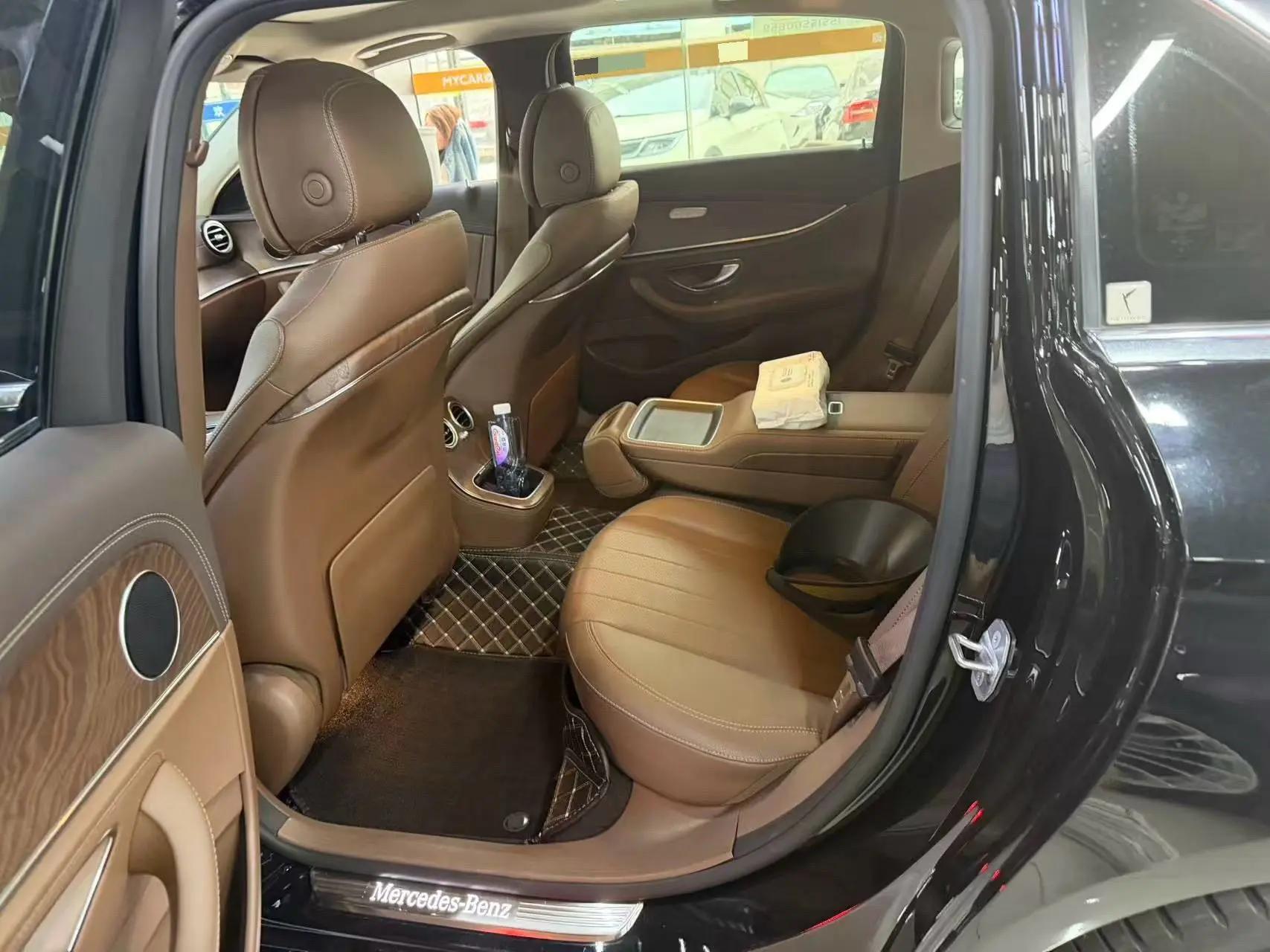 Mercedes Benz Class E 2021 E 260 L 3