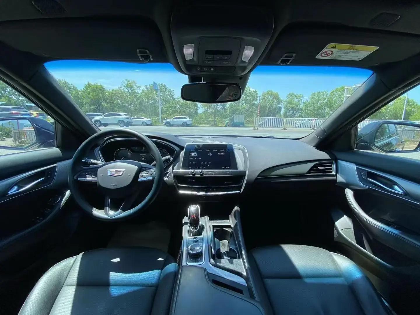 Cadillac CT5 2021 28T Luxury Model 8