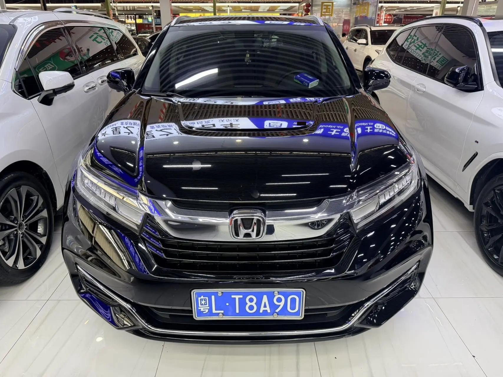Crown Road 2020 370TURBO 4-wheel Drive Premium Edition 3