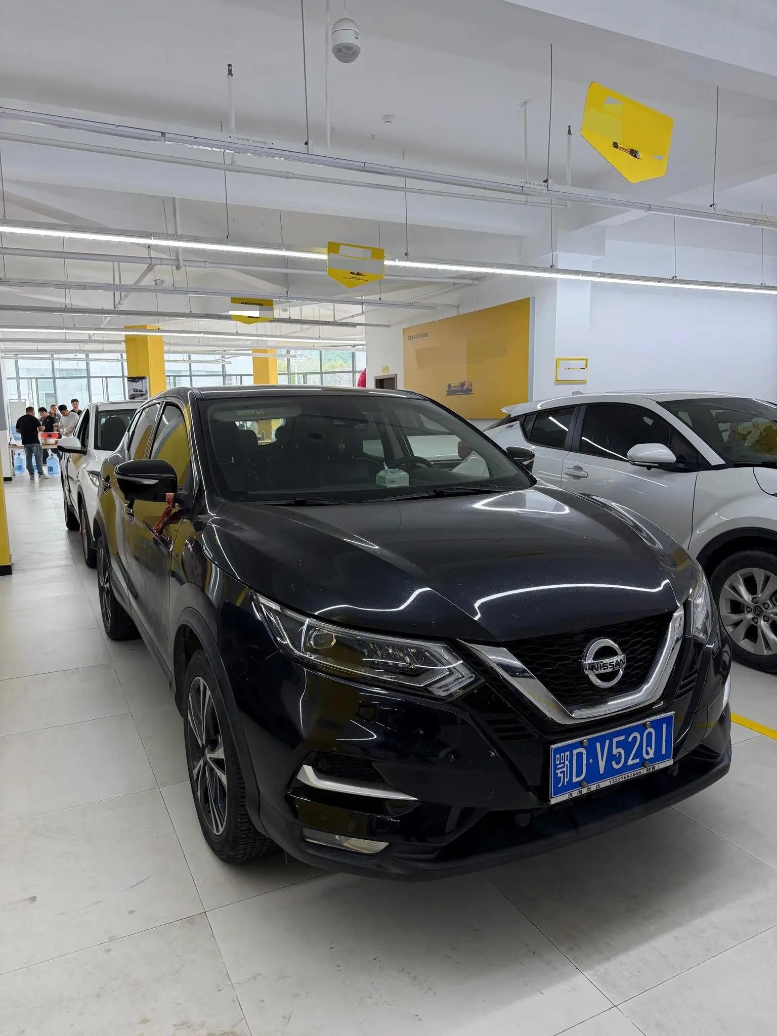Qashqai 2021 2.0L CVT Luxury Edition 3