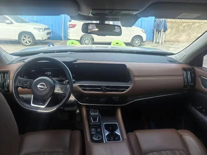 Explorer Land 2024, 380 VC-TURBO All-Wheel Drive Prestige Edition, 6-Seater 5