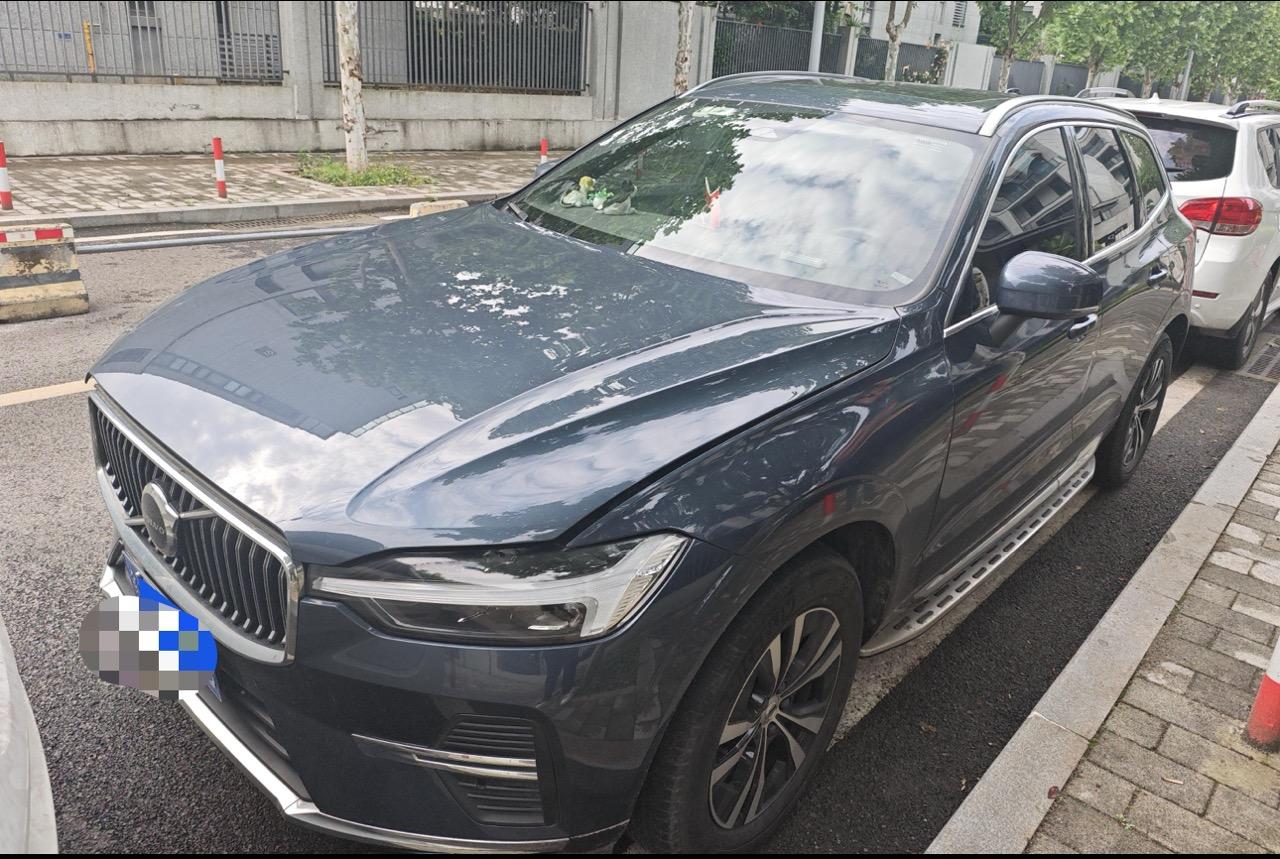 Volvo XC60 2023 B5 4-wheel-drive Zhiyi Deluxe Edition