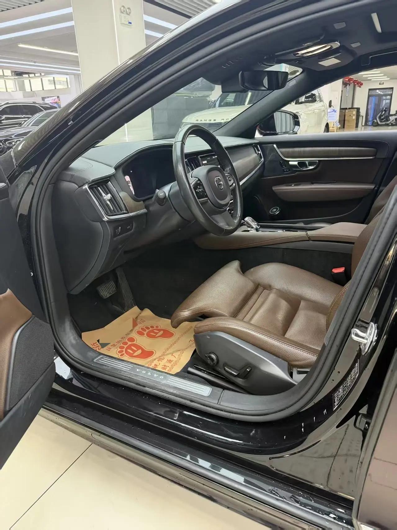 Volvo S90 2022 B5 Zhiyuan Deluxe Edition 9