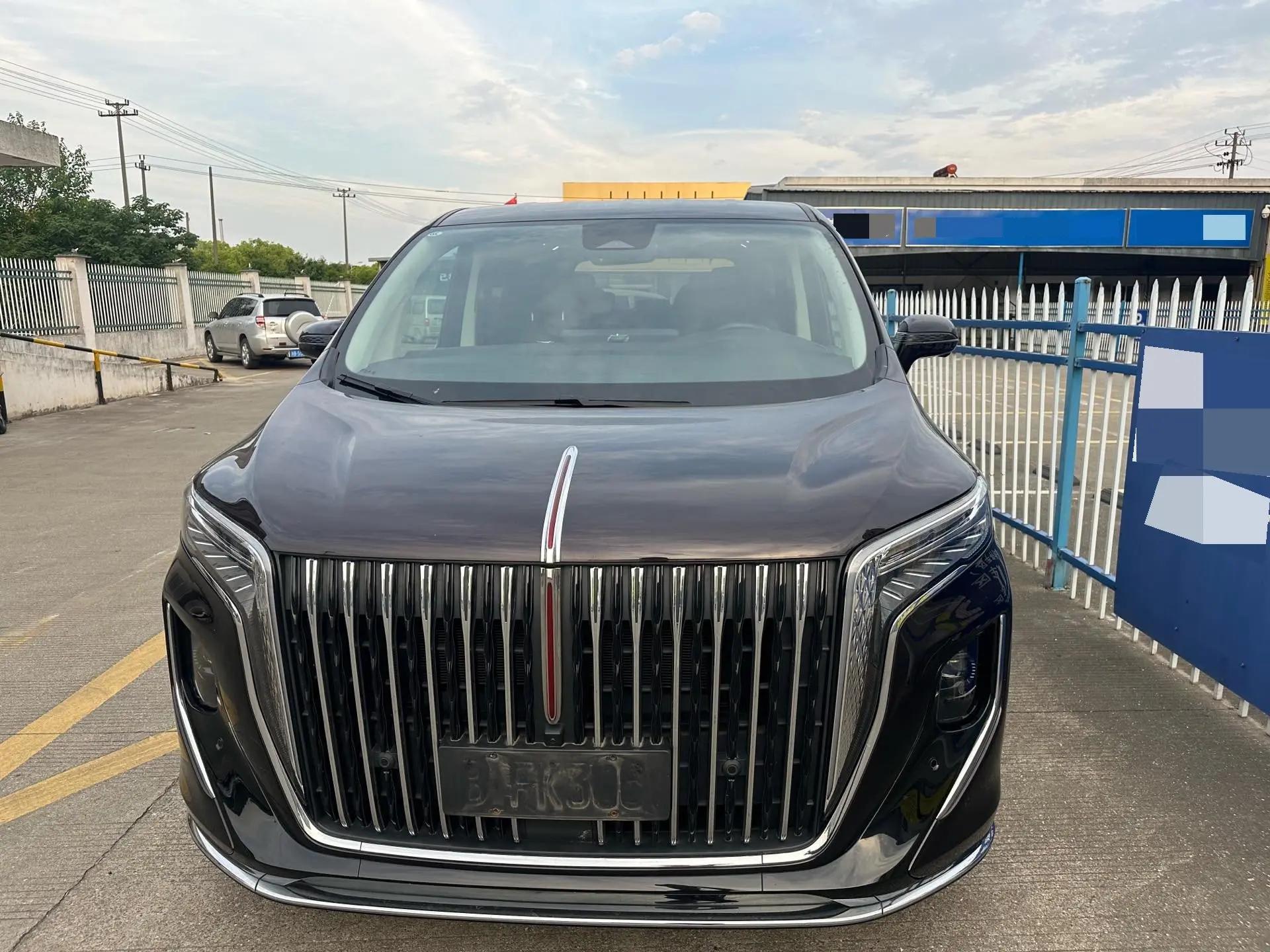 Hongqi HQ9 PHEV 2024 Model 2.0T All Wheel Drive Luxury Edition 2