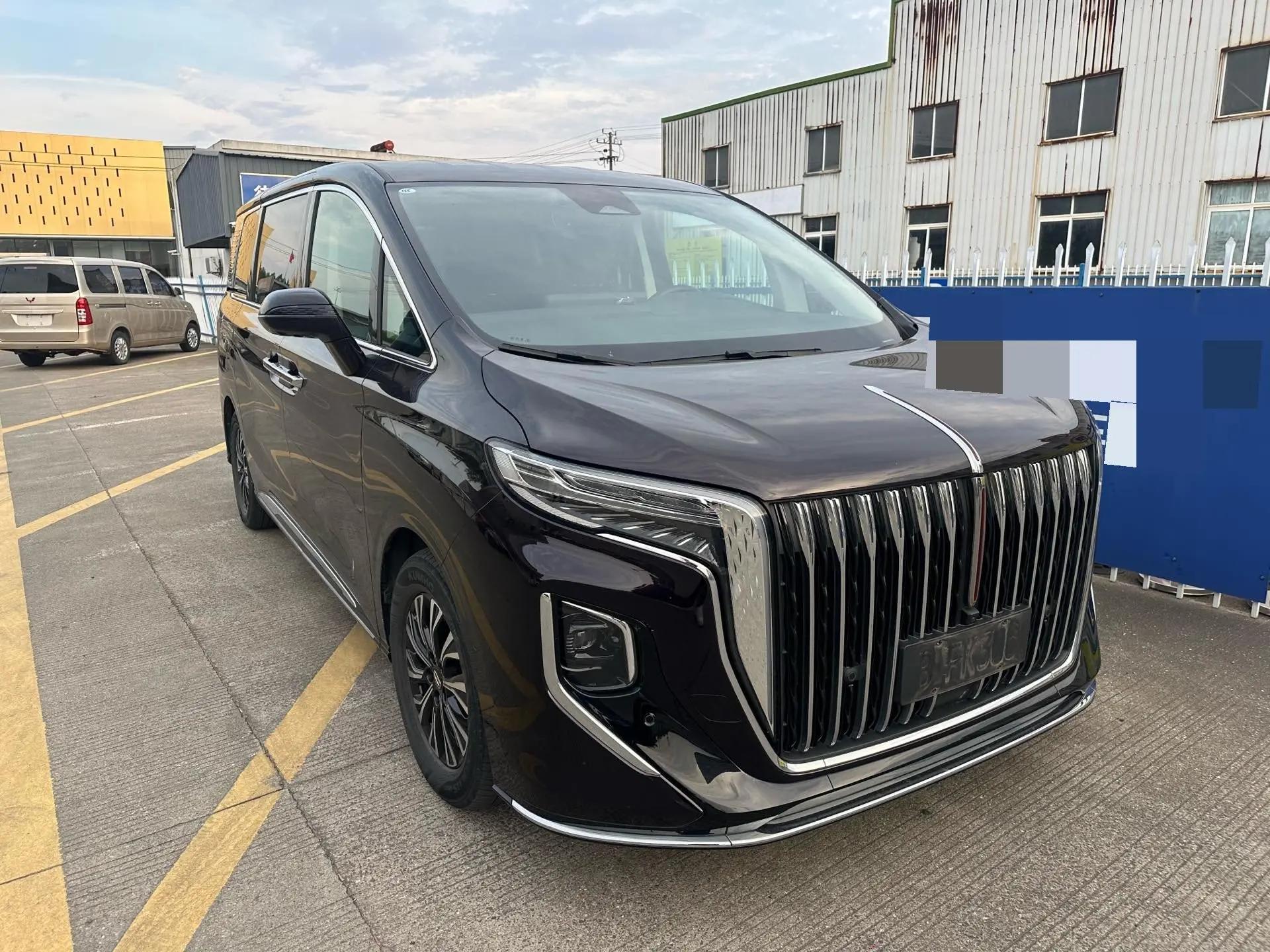 Hongqi HQ9 PHEV 2024 Model 2.0T All Wheel Drive Luxury Edition 3
