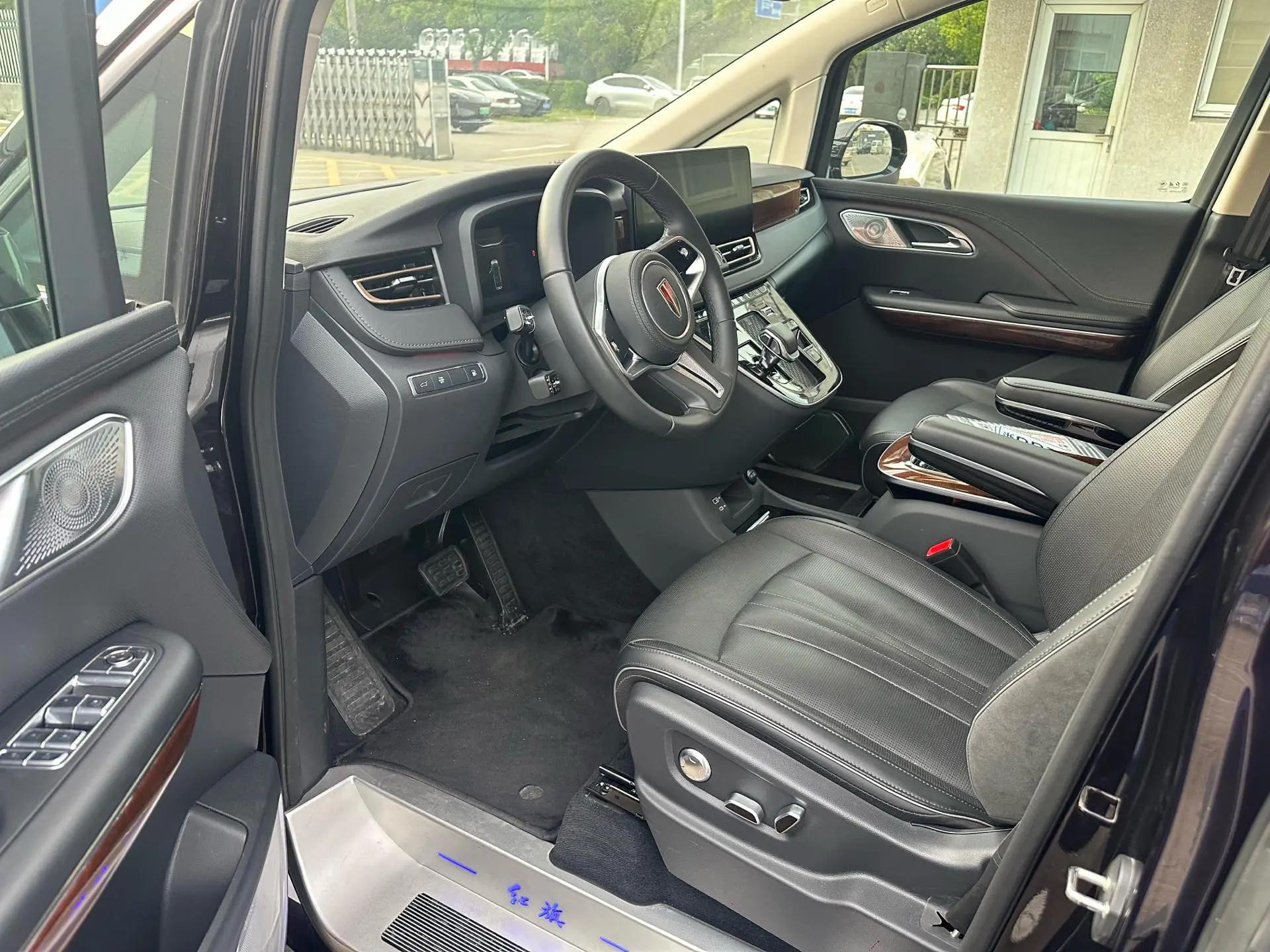 Hongqi HQ9 PHEV 2024 Model 2.0T All Wheel Drive Luxury Edition 4