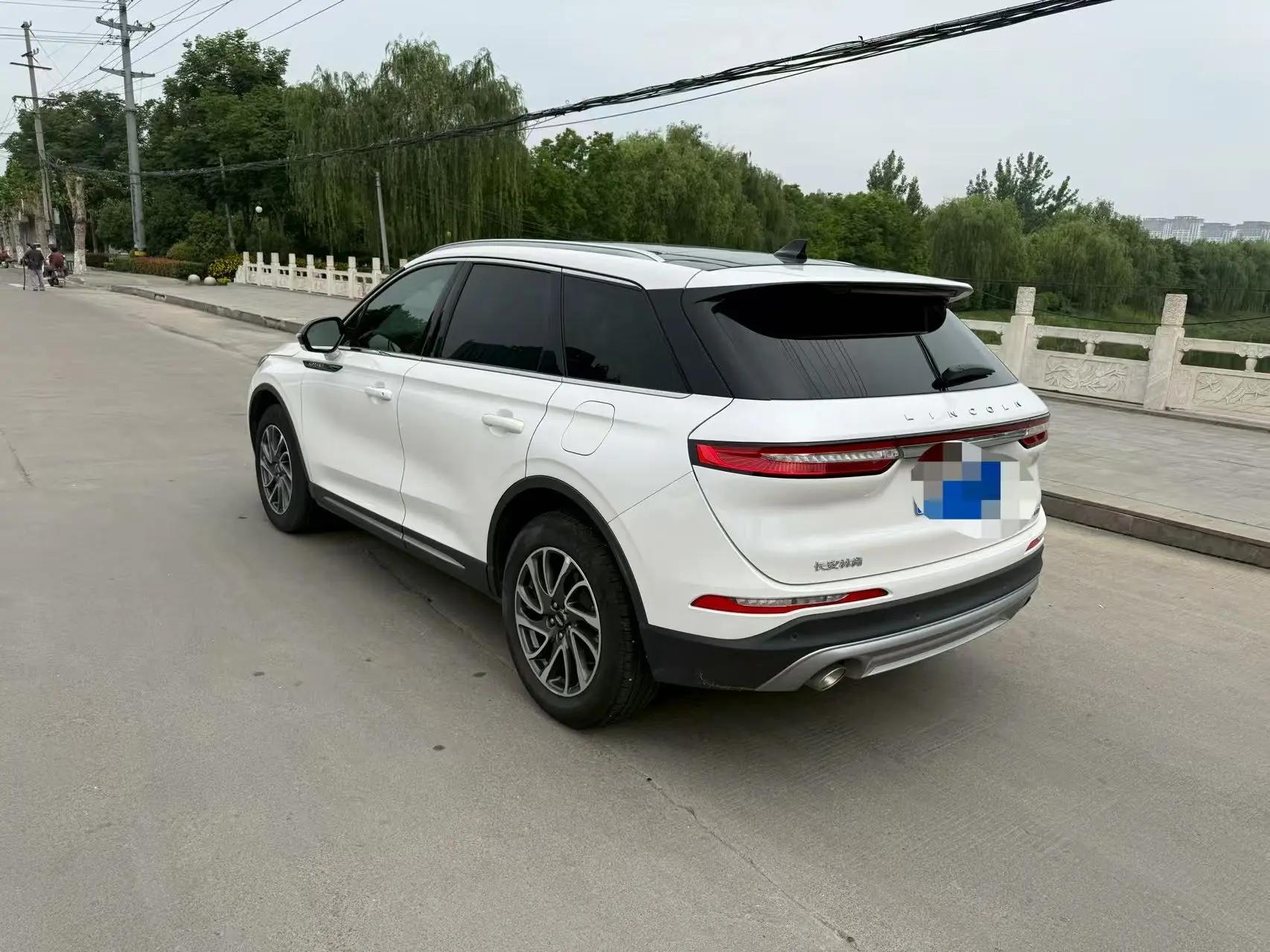 Adventurer 2021 2.0T Two-Drive Zunyue Edition 2