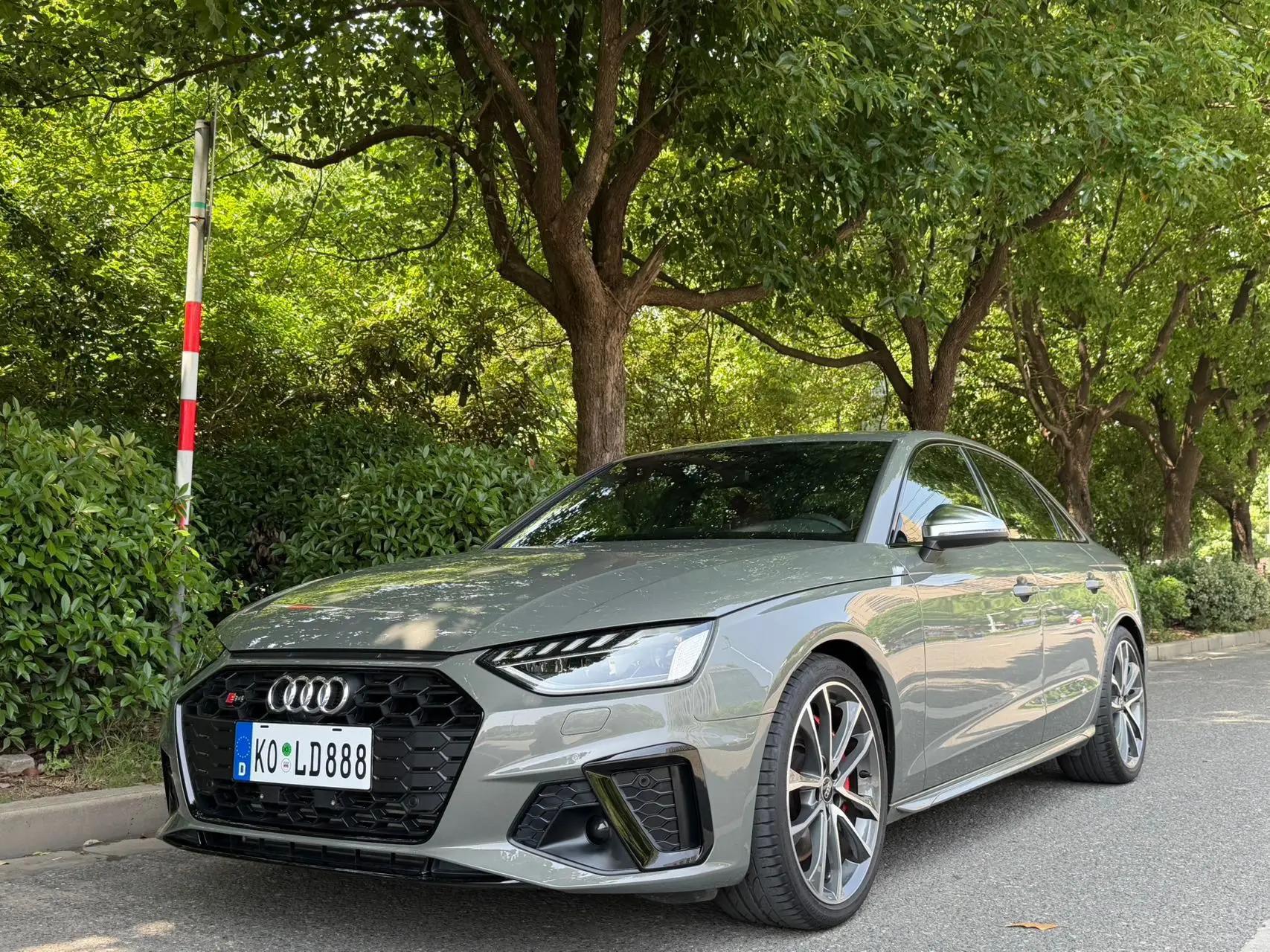 Audi S4 (Imported) 2023 S4 Limousine 3.0TFSI Automatic Gear