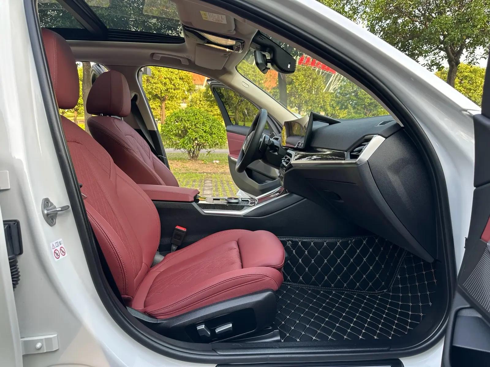 BMW 3 Series 2023 325Li M Sports Suit 4