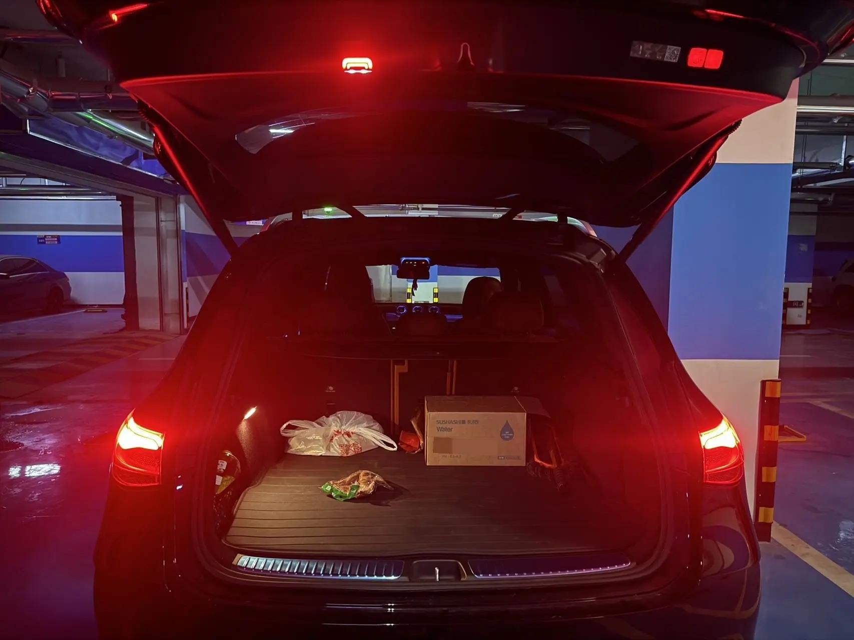 Mercedes Benz 2025 GLC 300 L 4MATIC 48V 2.0T dynamic 5-seat automatic gear 10