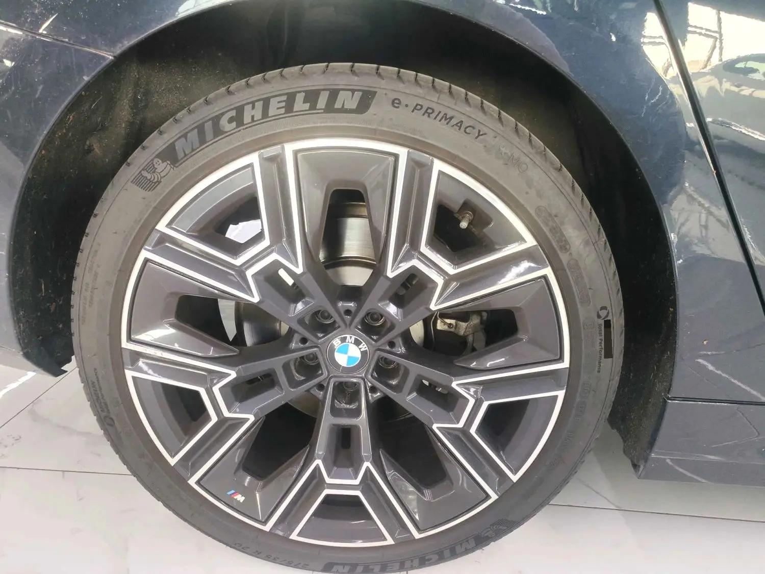 BMW 5 Series 2025 Model 530Li 48V 2.0T Luxury Version M Sport Package Automatic 6