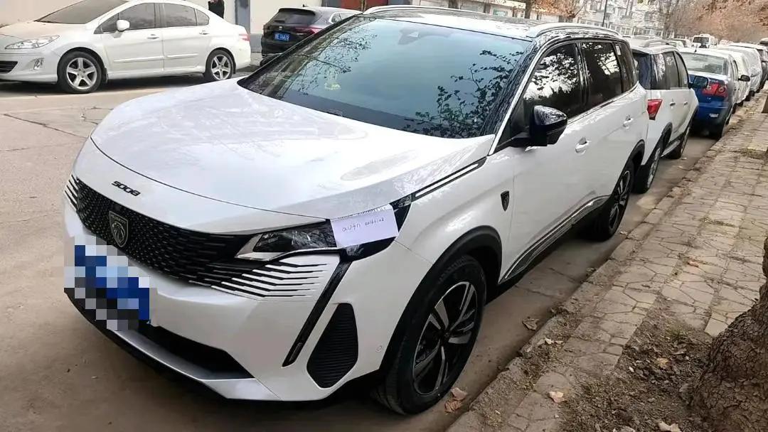 打开图片灯箱:Peugeot 2023 5008 1.8THP 400THP Flagship Glory Edition 7 (Modified) Automatic Gear