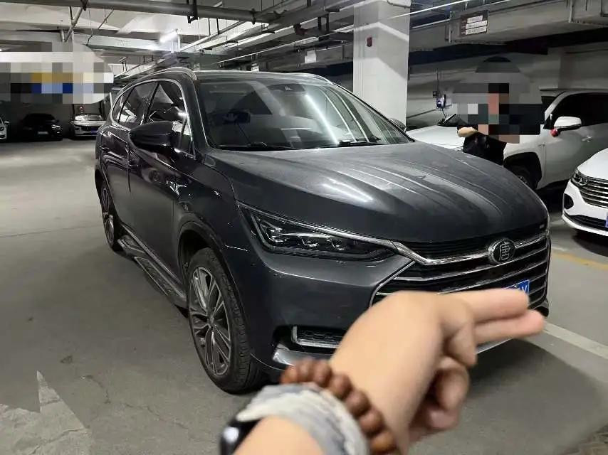 Tang 2019 2.0T Auto Zhilian Honor 7-seat Country VI 2