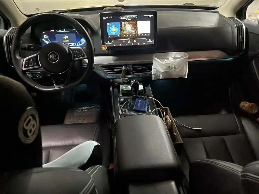 Tang 2019 2.0T Auto Zhilian Honor 7-seat Country VI 7