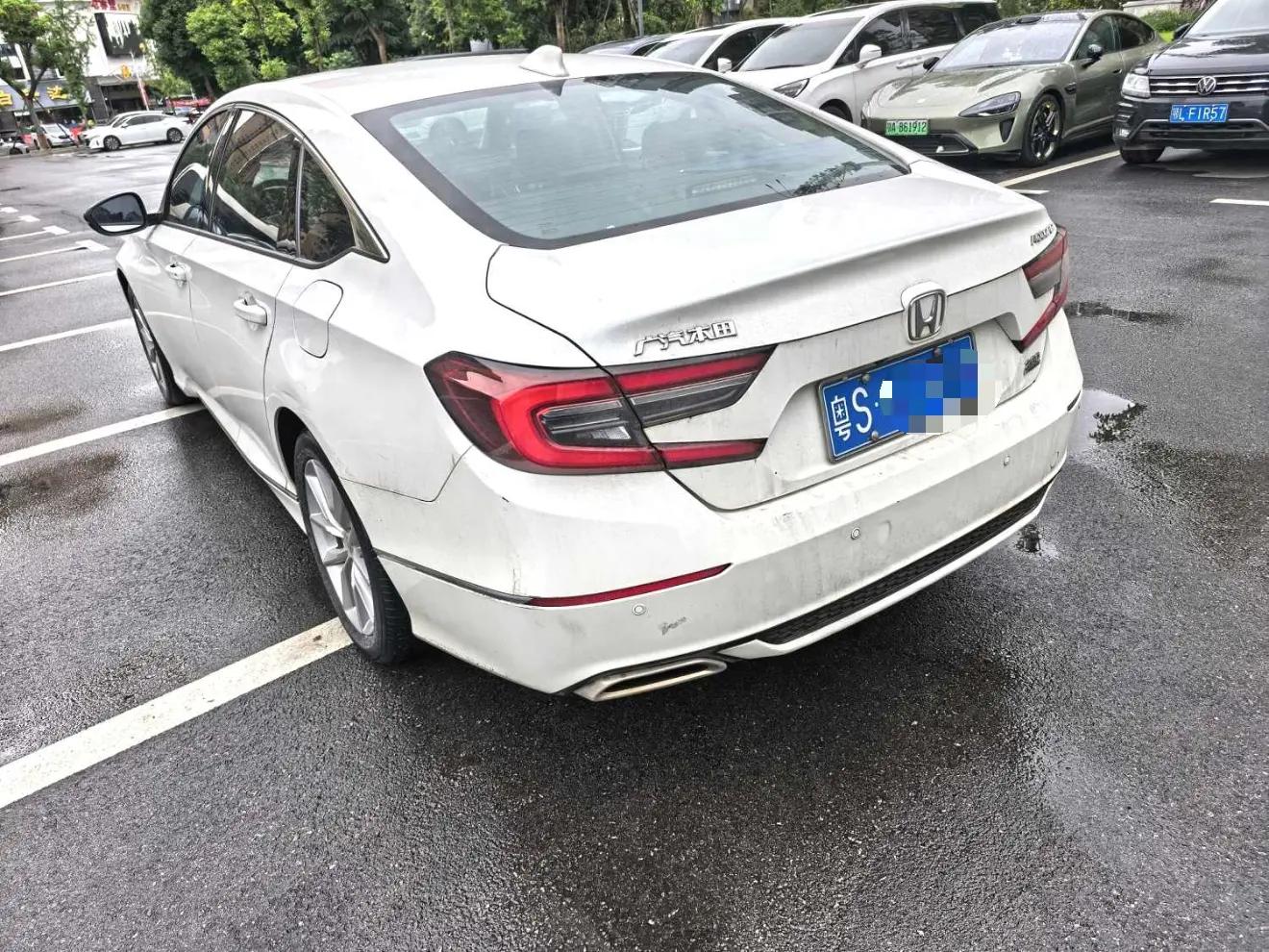Accord 2022 260TURBO Magic Night Premium Edition 2