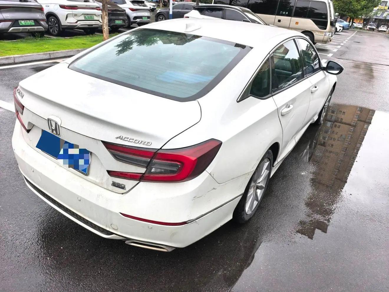 Accord 2022 260TURBO Magic Night Premium Edition 3