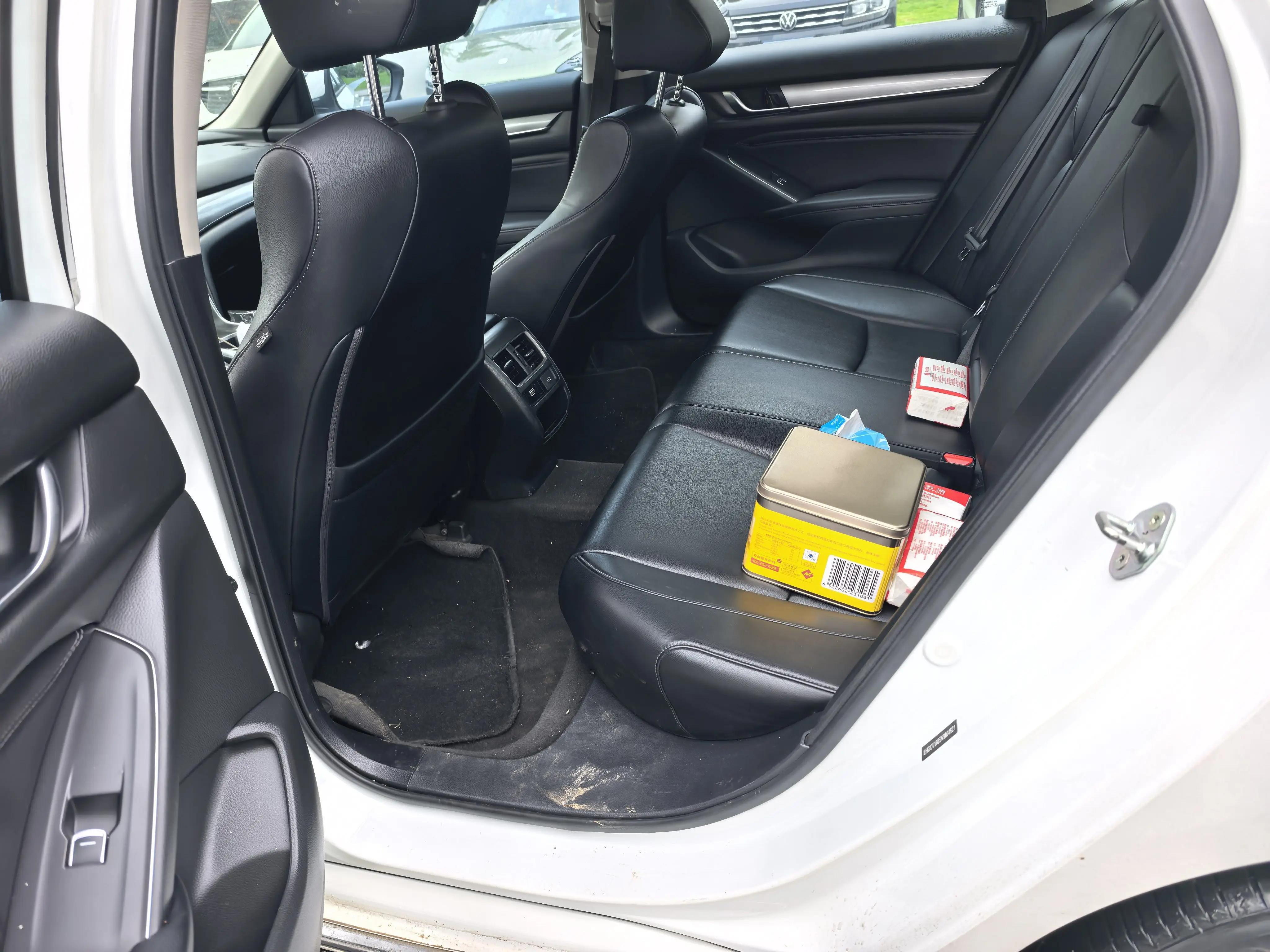 Accord 2022 260TURBO Magic Night Premium Edition 5