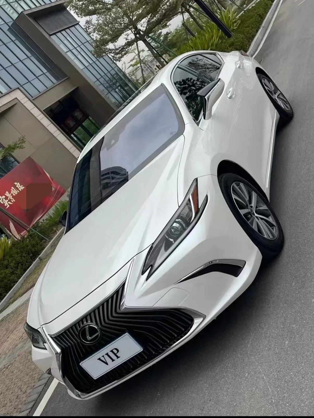 Lexus ES 2020 200 Excellence Edition